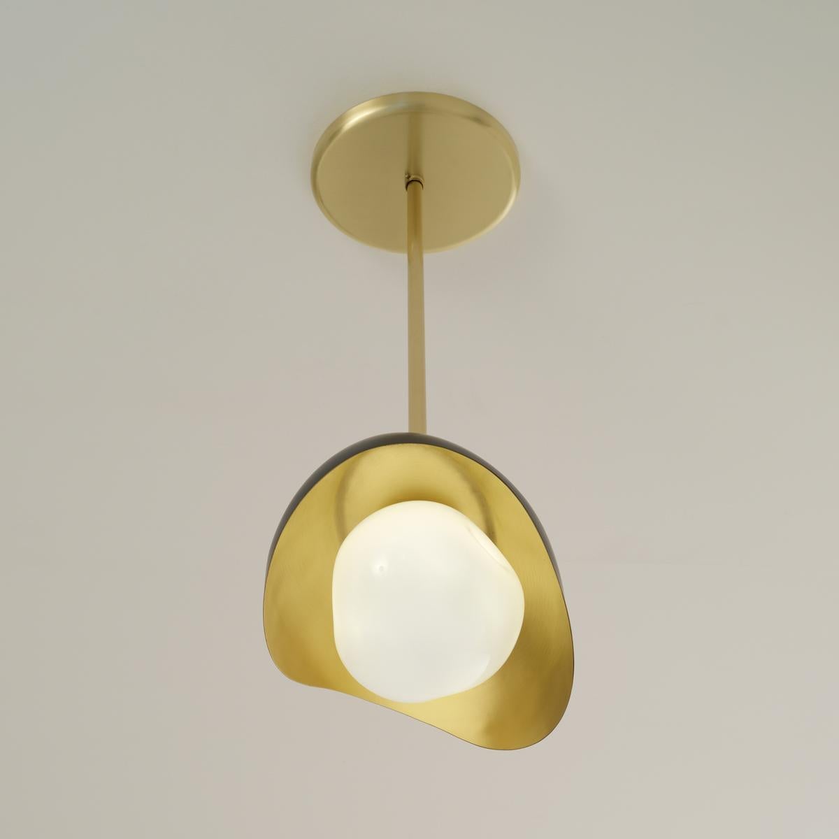 Perla Pendant by Gaspare Asaro-Black and Satin Brass  In New Condition For Sale In New York, NY