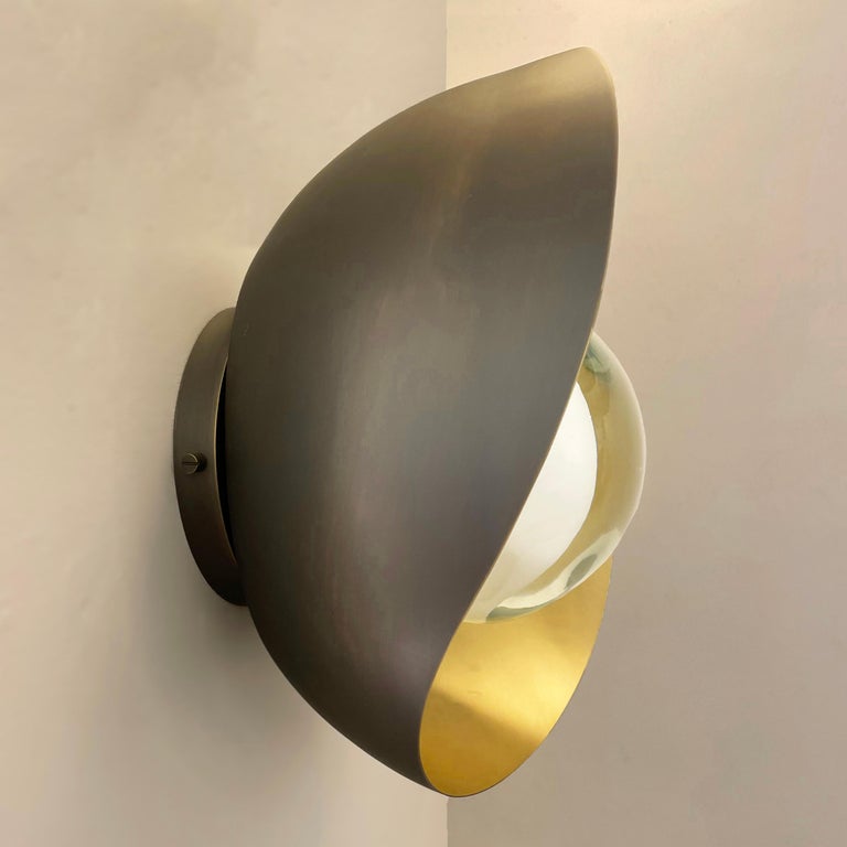 Perla Wall Light by form A In New Condition For Sale In New York, NY