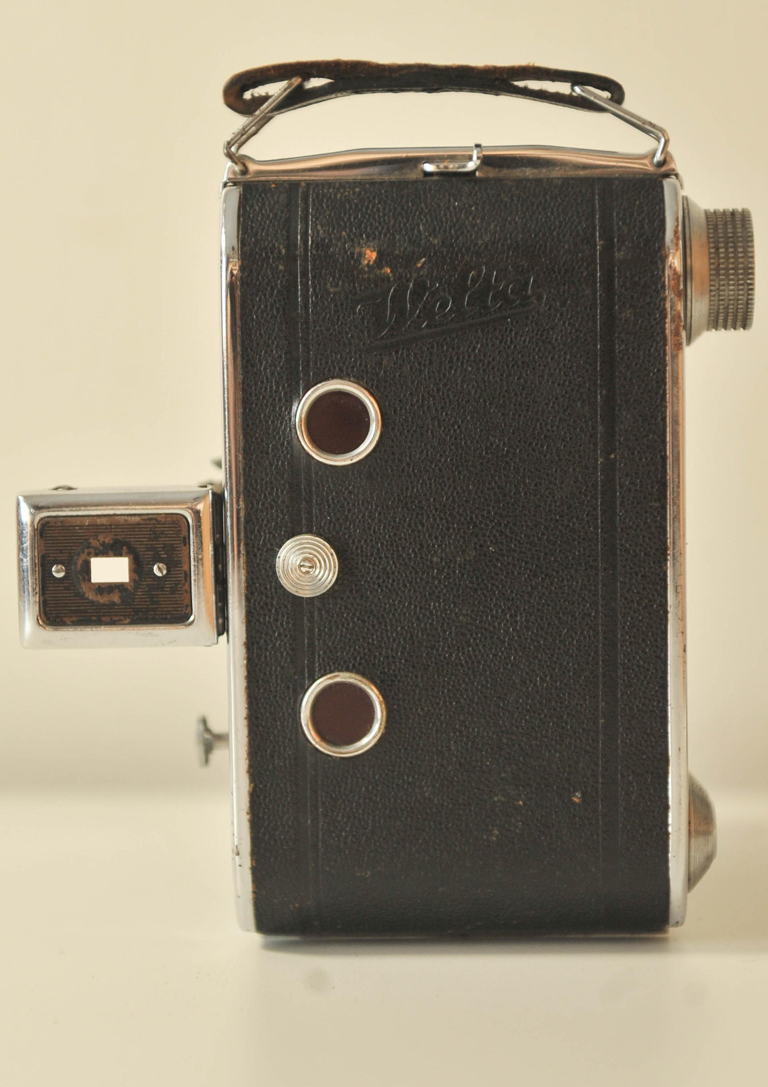 Perle Welta Prontor II Folding Bellow Camera with Meyer Görlitz Fixed Lens In Good Condition For Sale In High Wycombe, GB