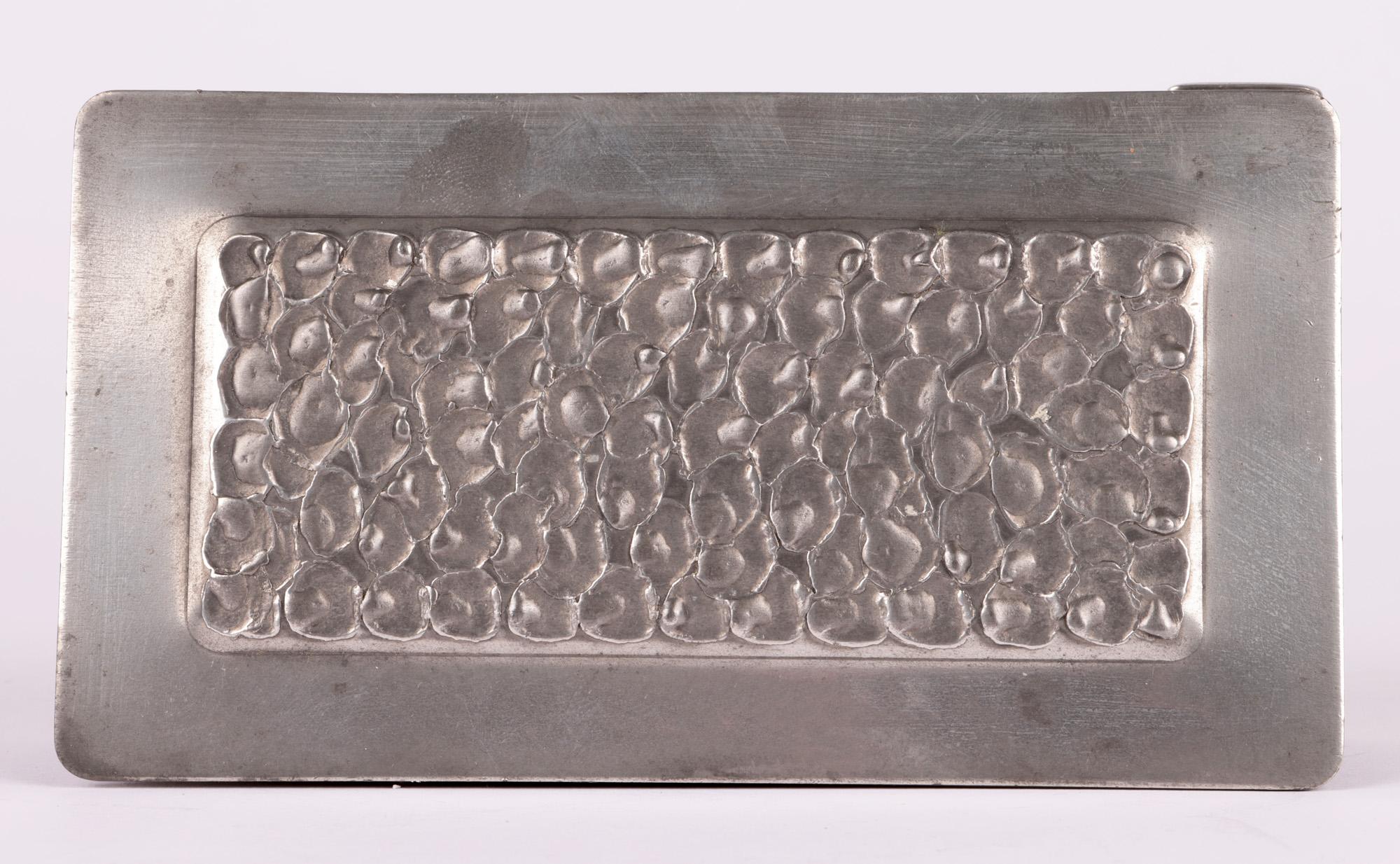 Perletinn Caja de puros de peltre Art Decó Brutalista noruega Noruego