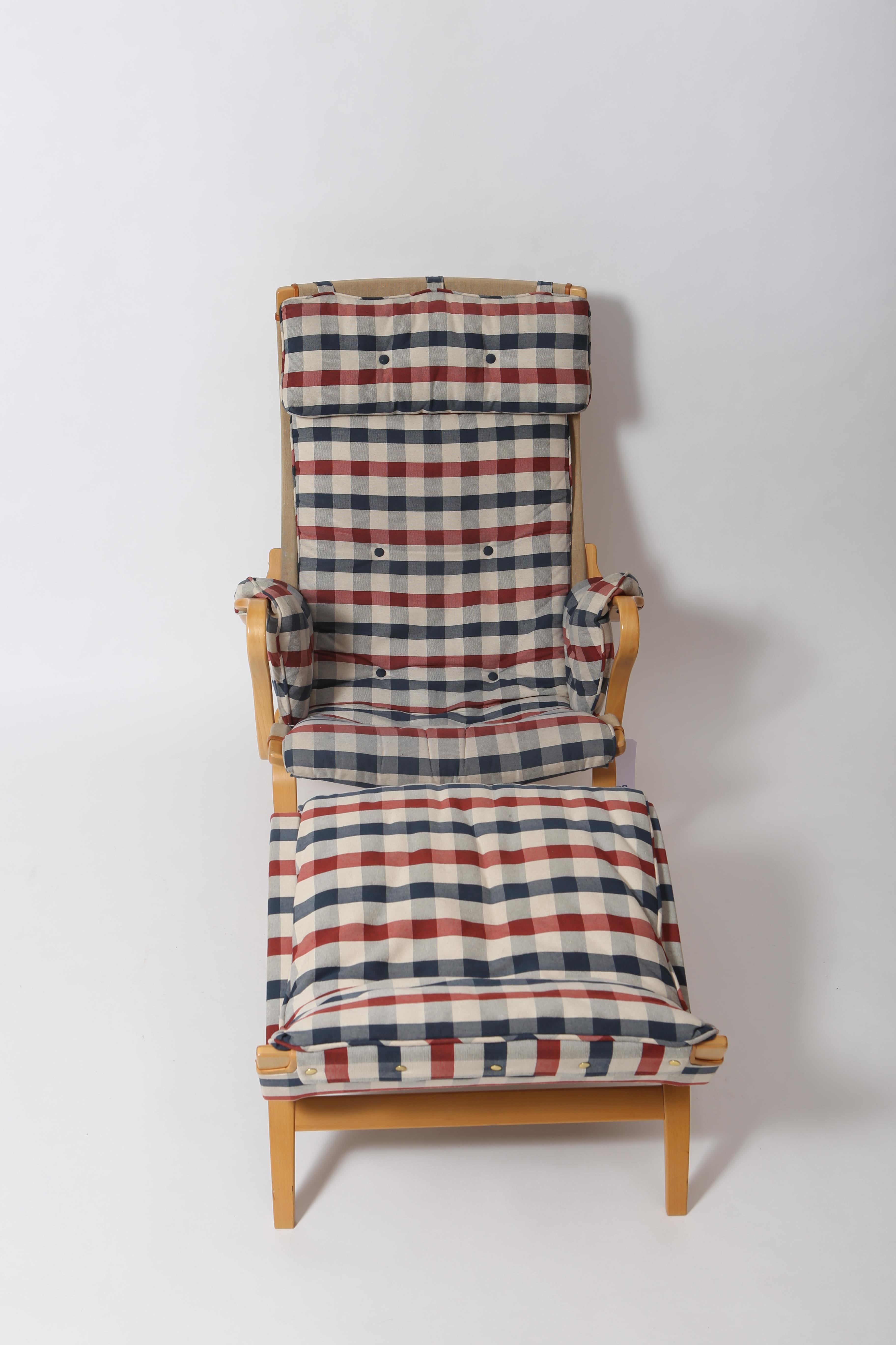Leather Pernilla “69” by Bruno Mathsson