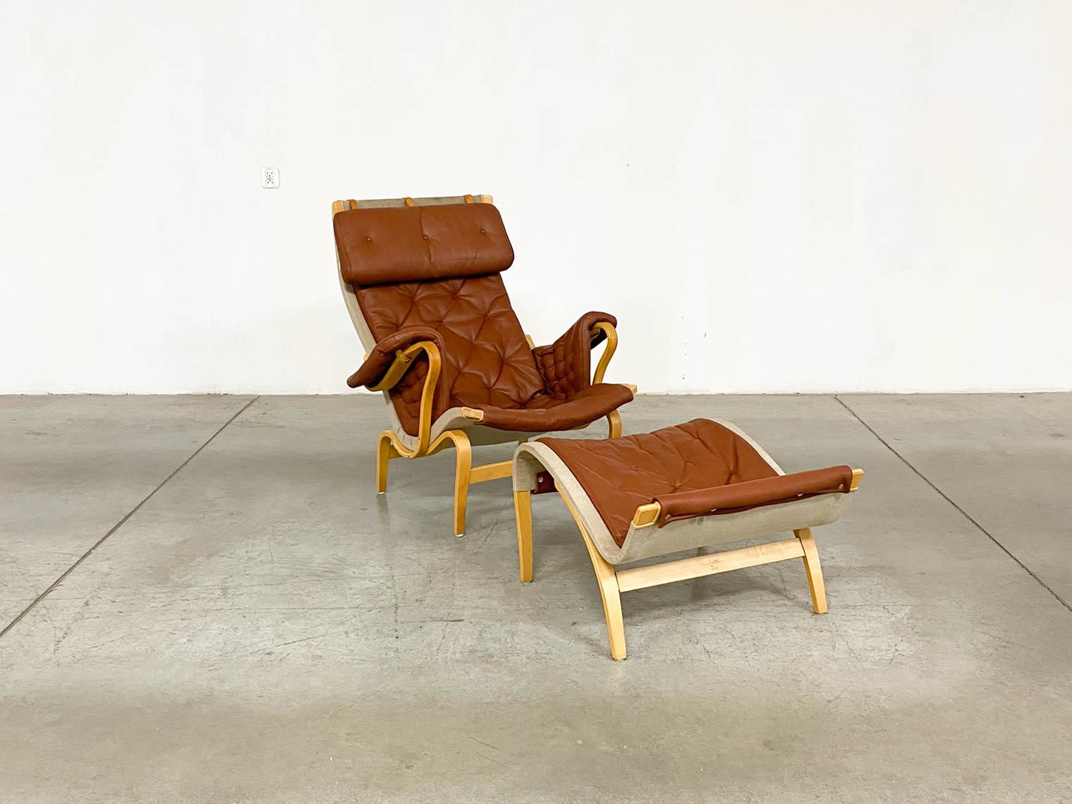 Pernilla 69 Lounge Chair with Ottoman by Bruno Mathsson for Dux, 1990s, Set of 4 For Sale 5
