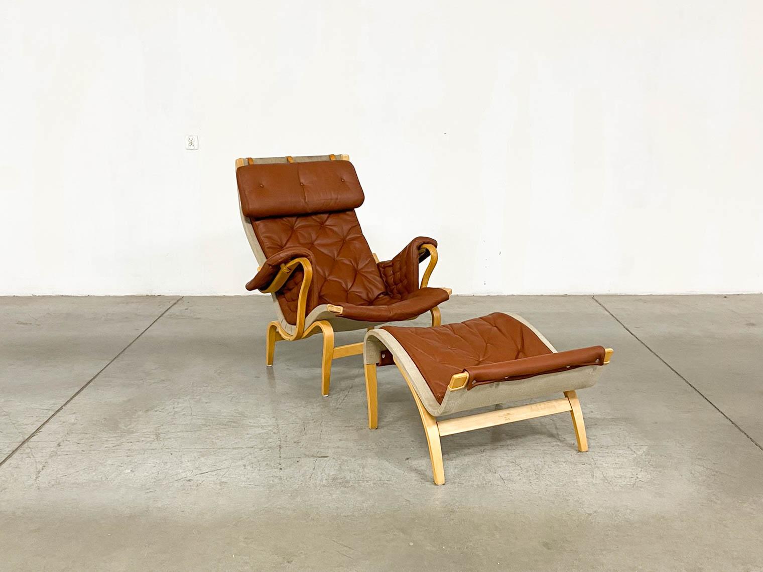 Pernilla 69 Lounge Chair with Ottoman by Bruno Mathsson for Dux, 1990s, Set of 4 For Sale 6