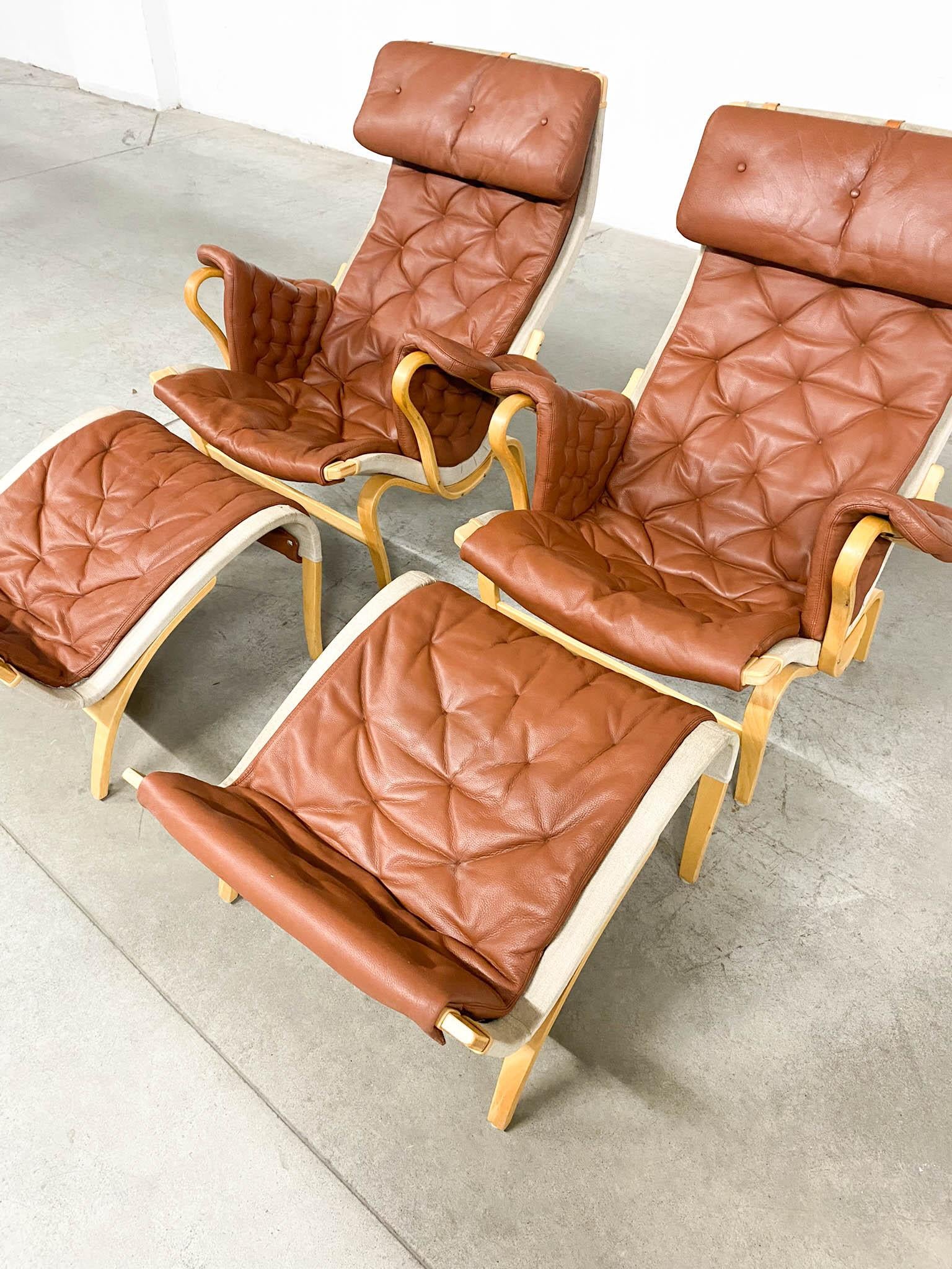 Mid-Century Modern Pernilla 69 Lounge Chair with Ottoman by Bruno Mathsson for Dux, 1990s, Set of 4 For Sale