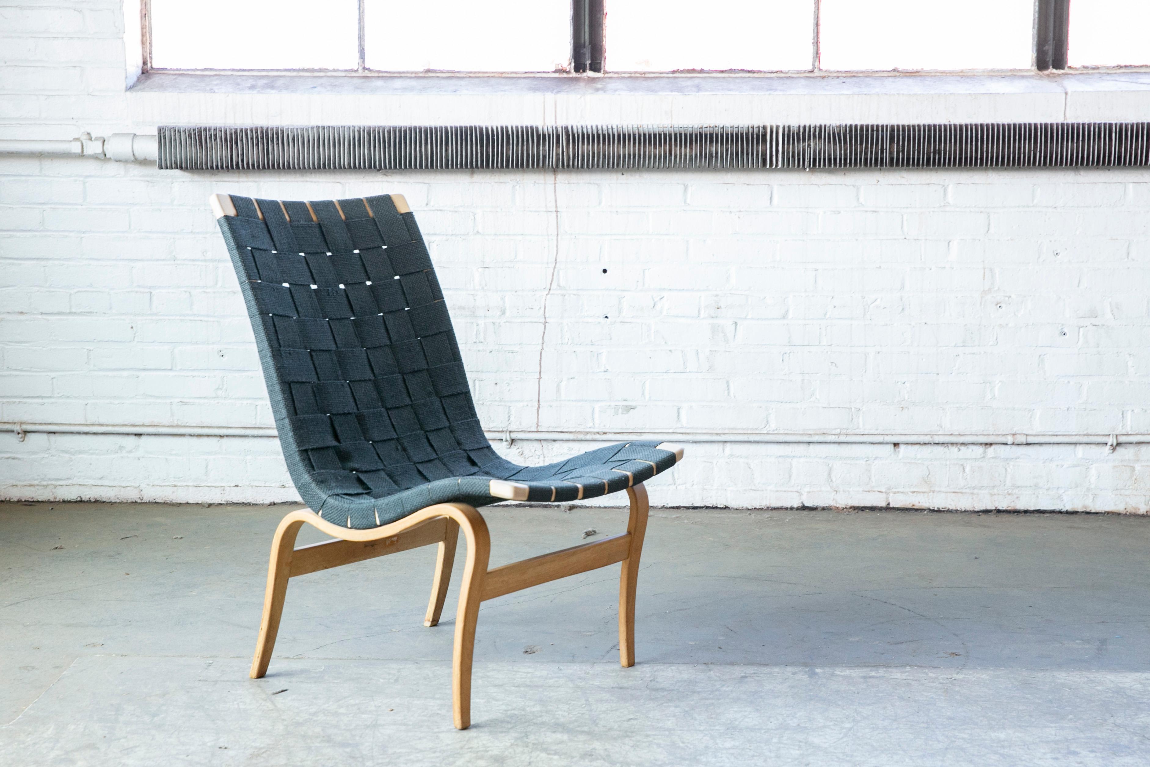 Pernilla Lounge Chair in Charcoal Colored Webbing by Bruno Mathsson Made 1964 In Good Condition In Bridgeport, CT