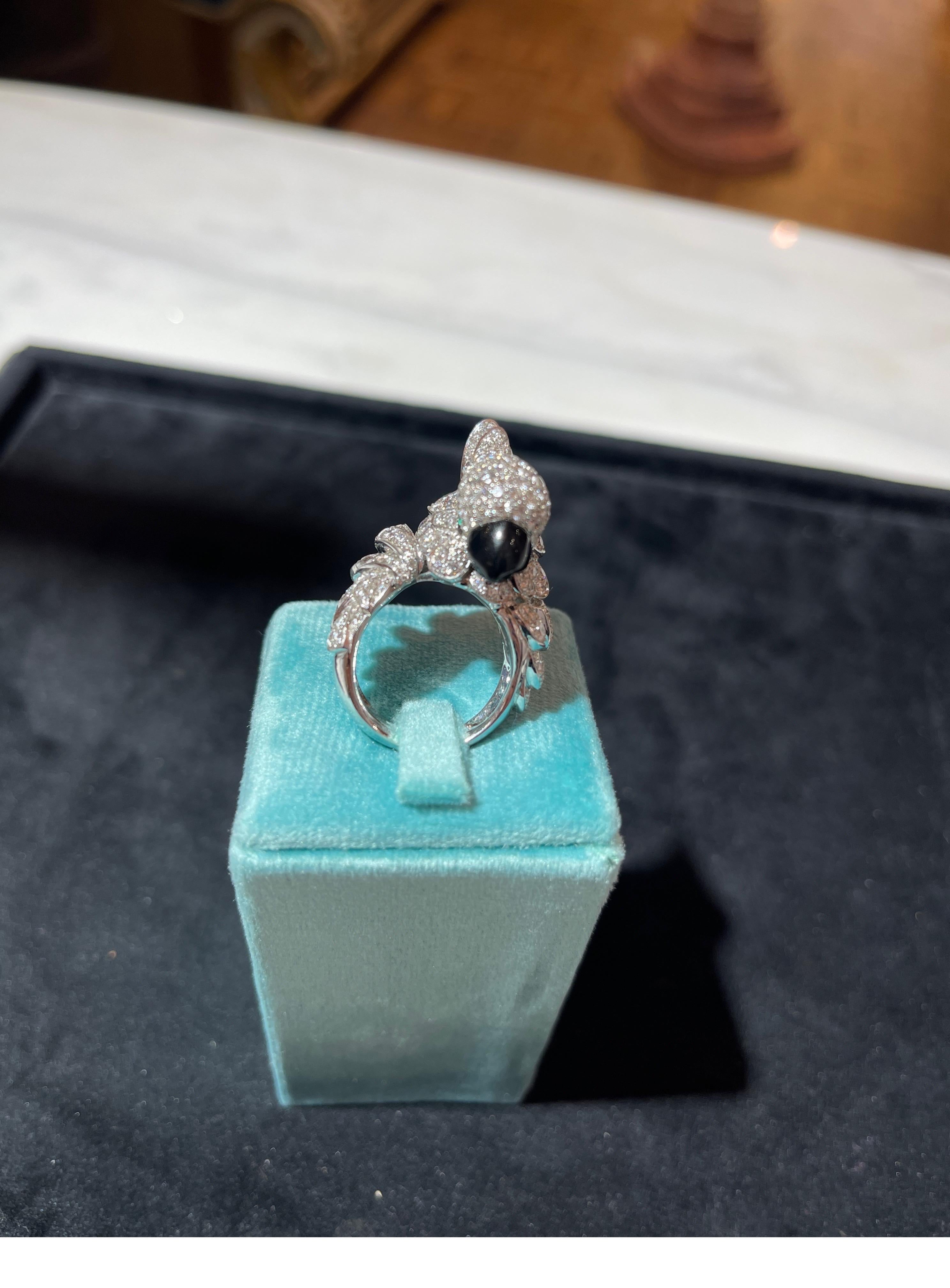 Peroquet Ring Lunati (Brillantschliff) im Angebot