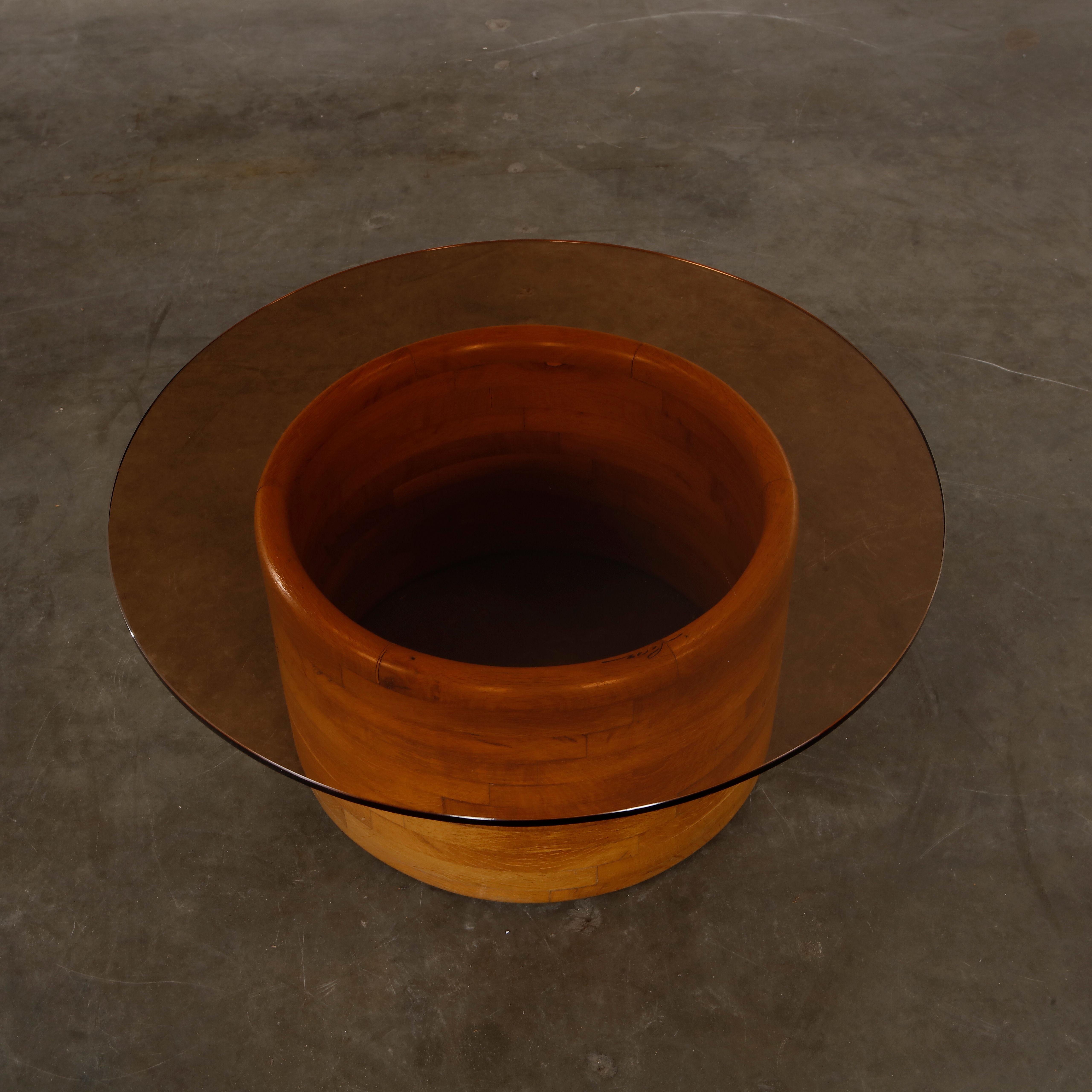 Peroz, Mesa de centro de cristal y madera, años 70 Moderno de mediados de siglo en venta