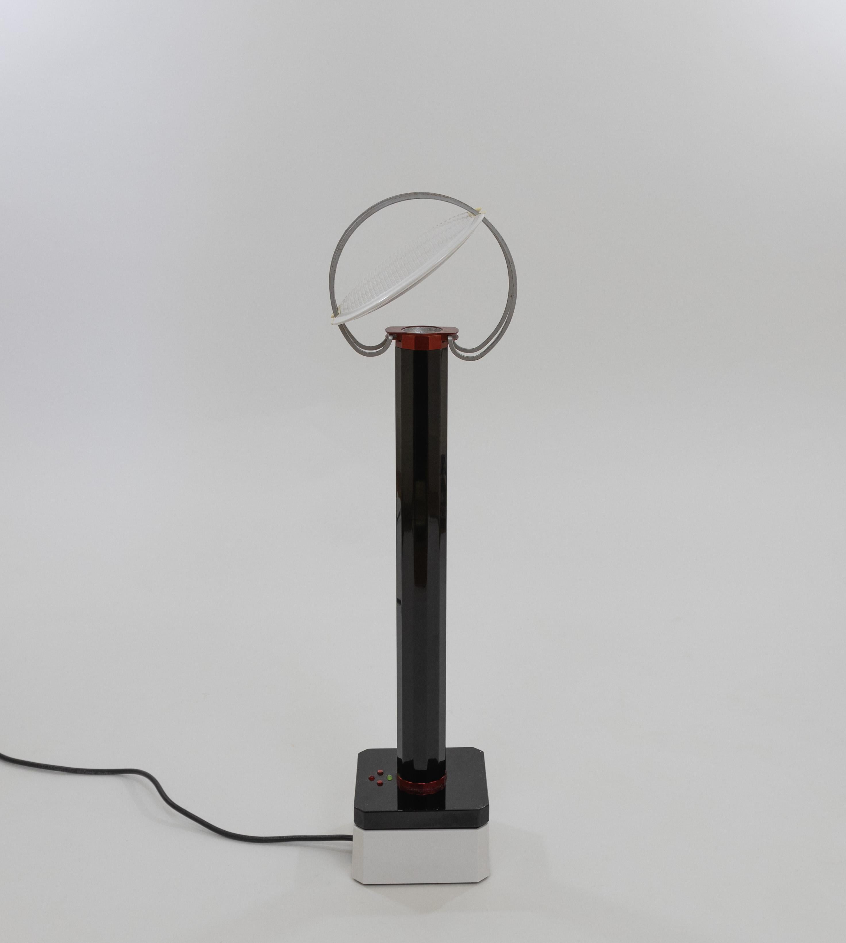 Lámpara de mesa Perpetua de Afra & Tobia Scarpa para Flos, años 80 Aluminio en venta