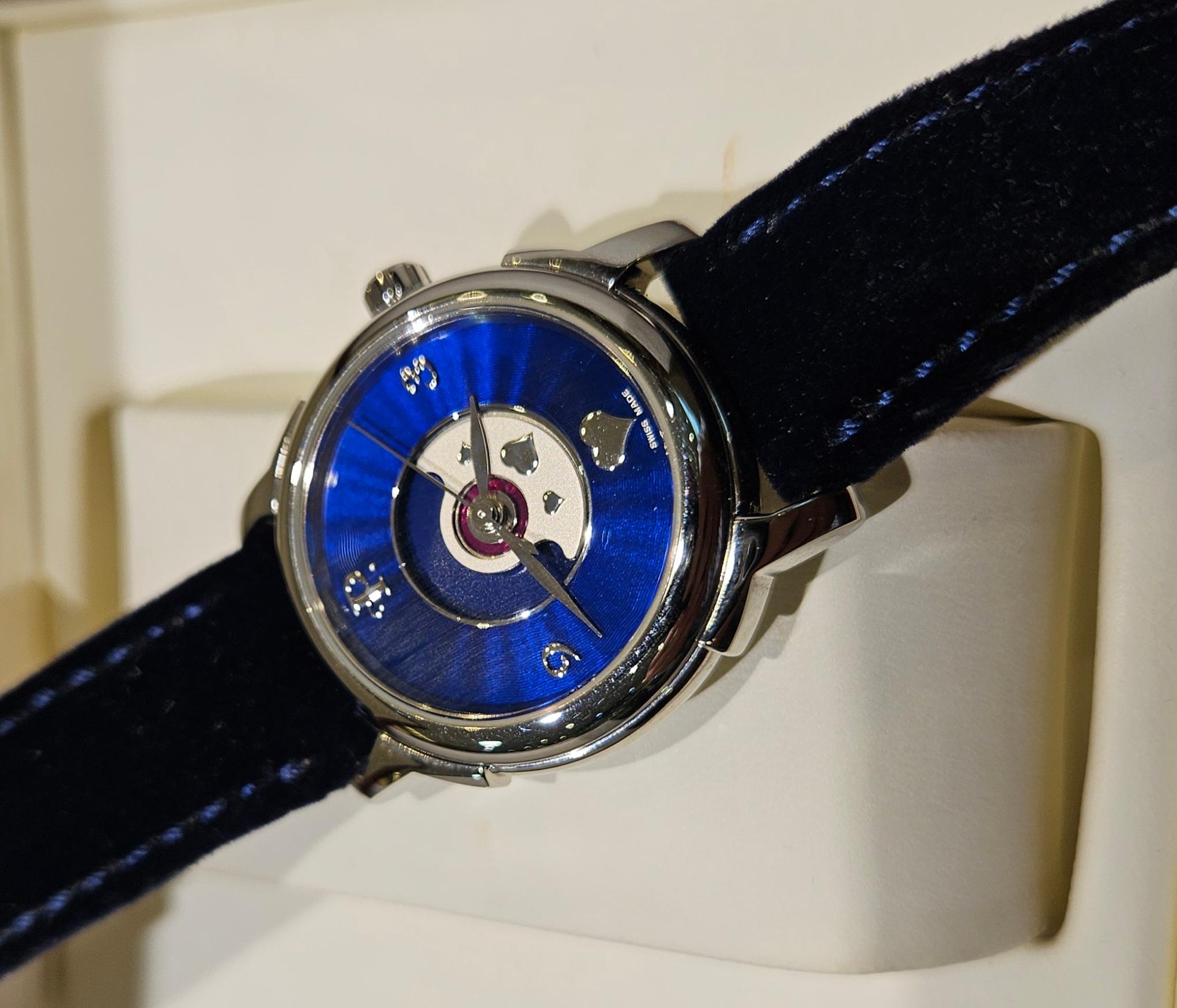 Perrelet Lady Coeur Montre-bracelet automatique, neuve dans sa boîte en vente 13