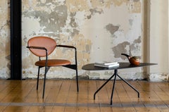 Perret Couchtisch aus schwarzer Eiche von Atelier A