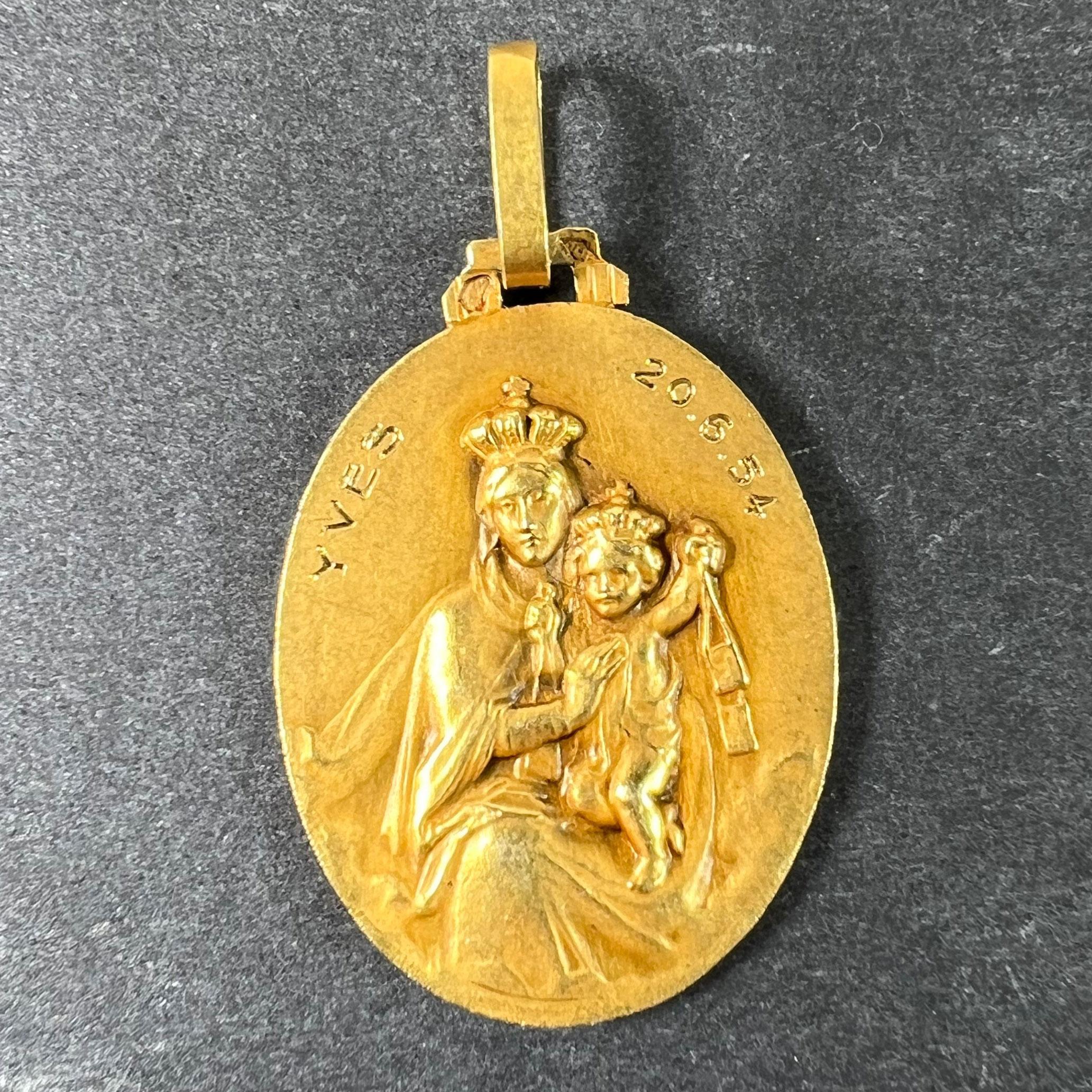 Perriat French Sacred Heart Madonna und Child 18K Yellow Gold Medal Anhänger im Zustand „Gut“ im Angebot in London, GB