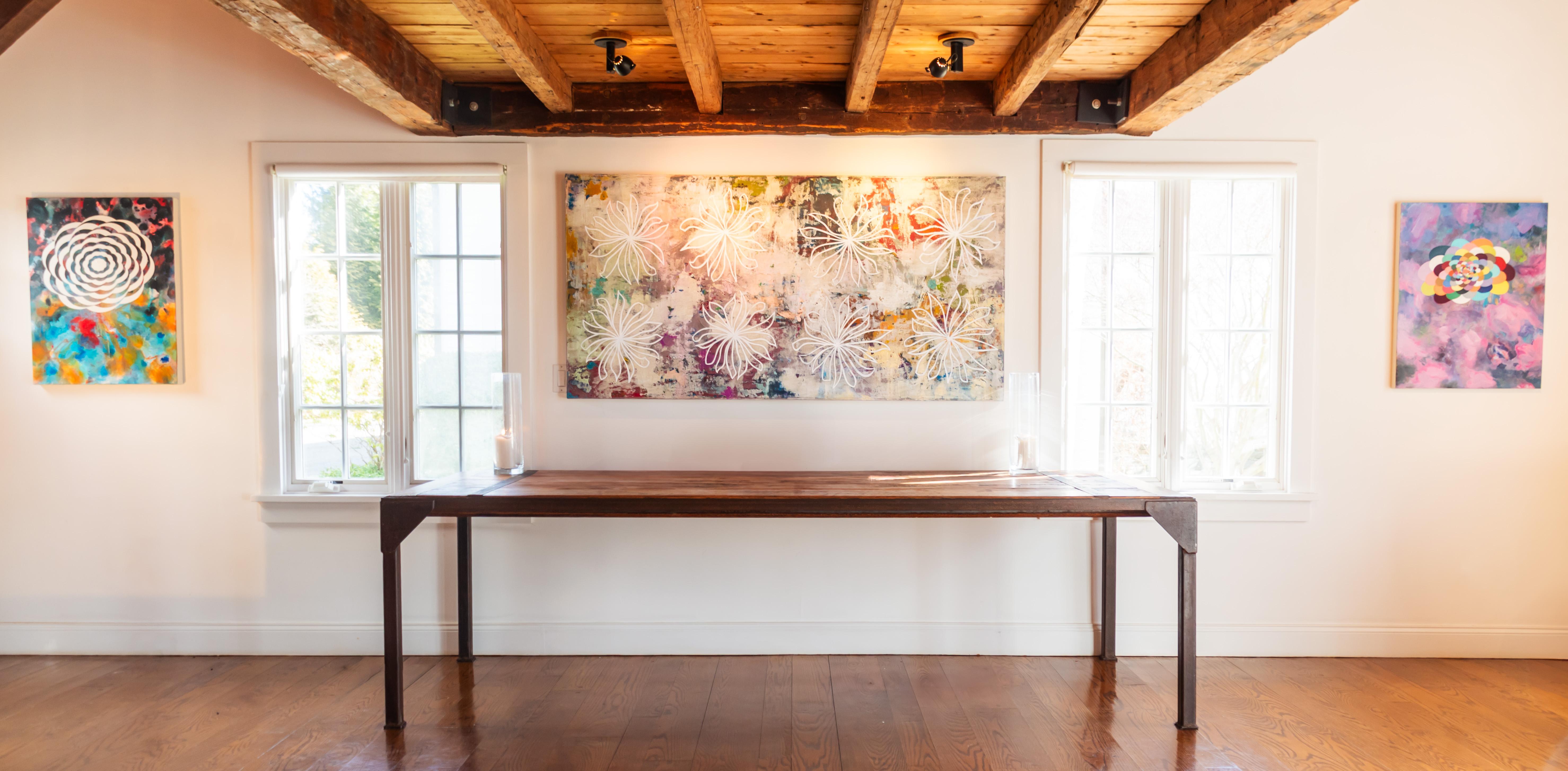 Costellazione del crisantemo - Abstract Painting Grigio di Perry Burns