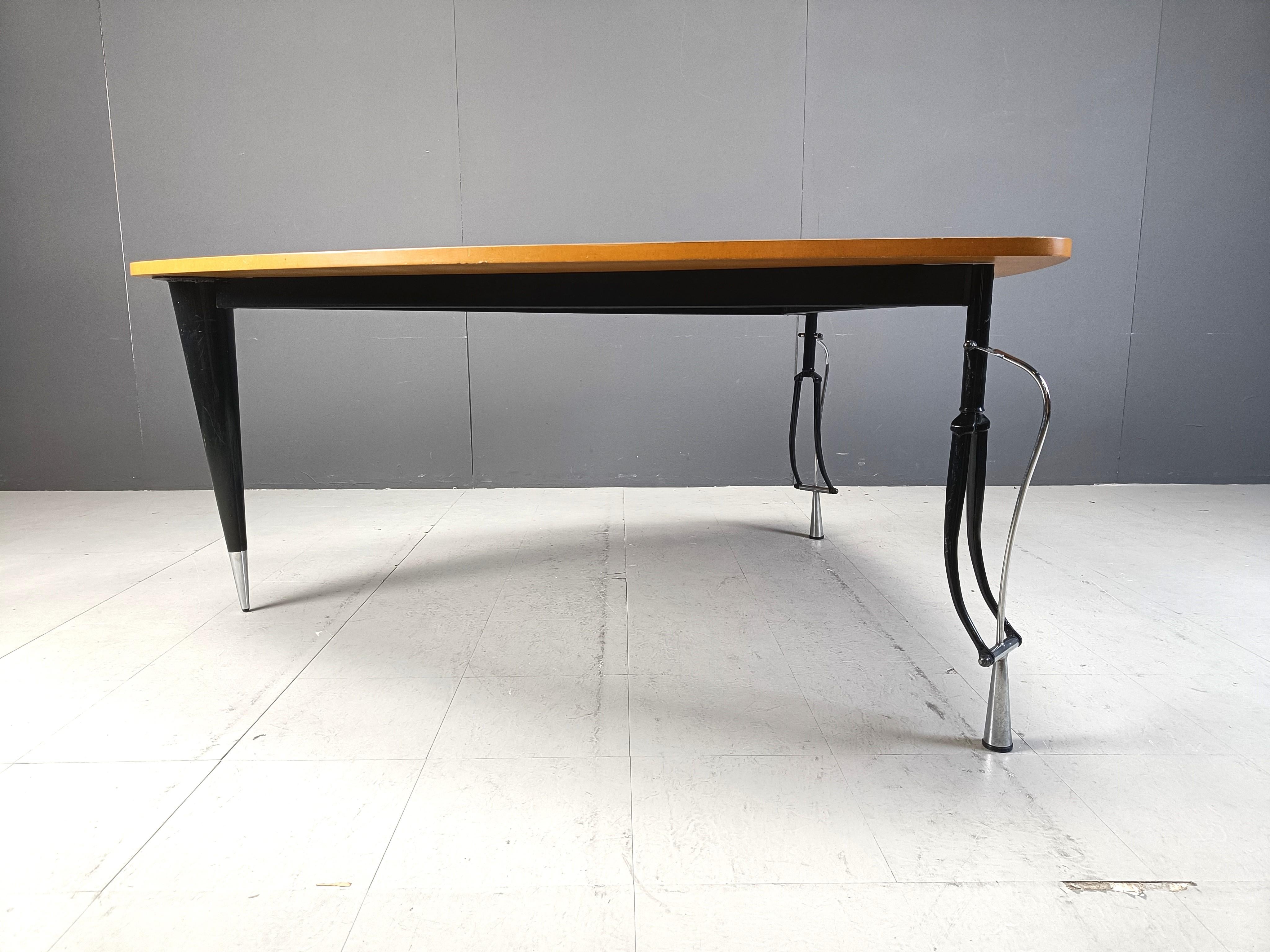 Late 20th Century Perry King & Santiago Miranda for Akaba dining table ‘La Vuelta’ - 1980s