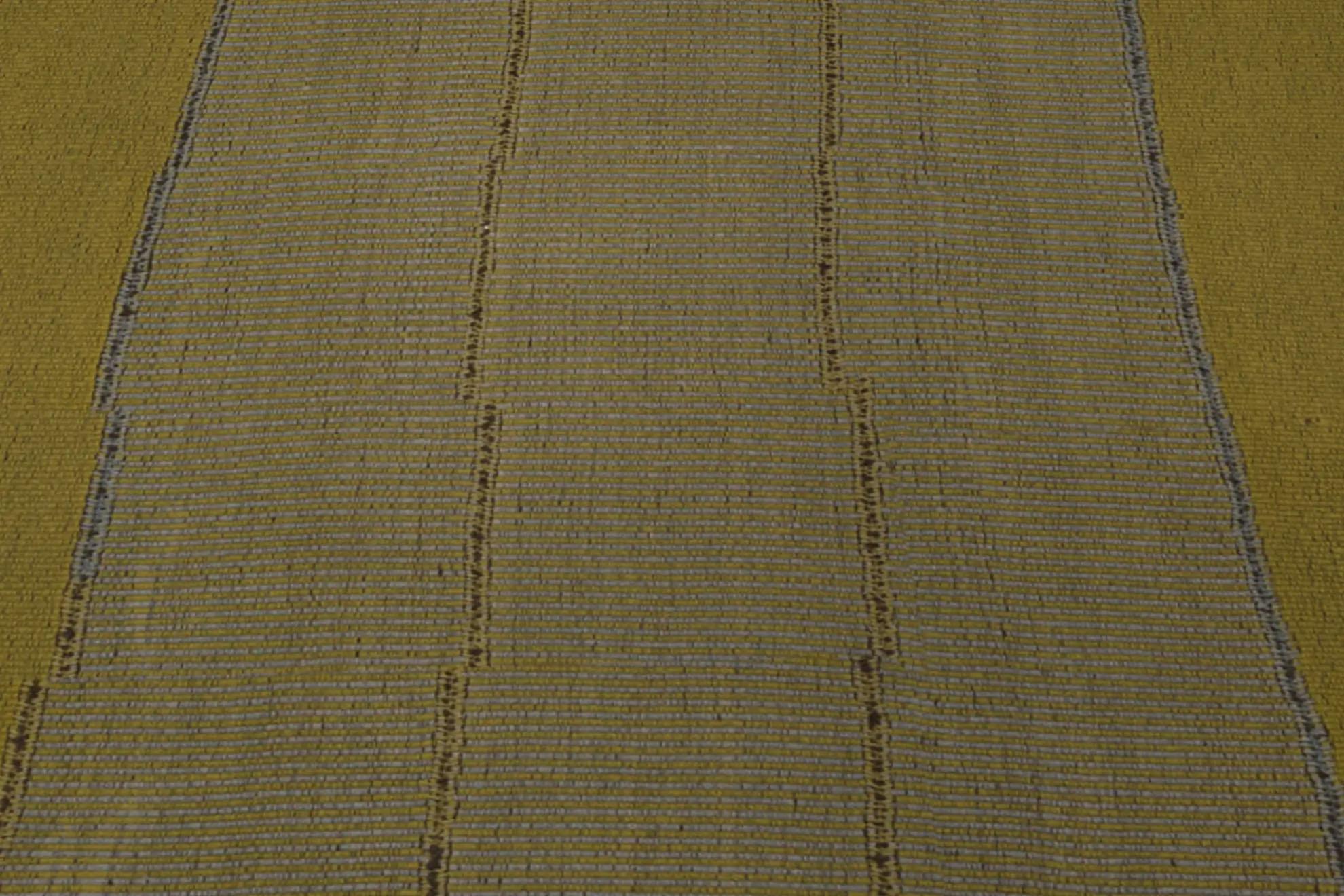 Hand-Woven Persain Area Rug - Flat Weave - Olive Green For Sale