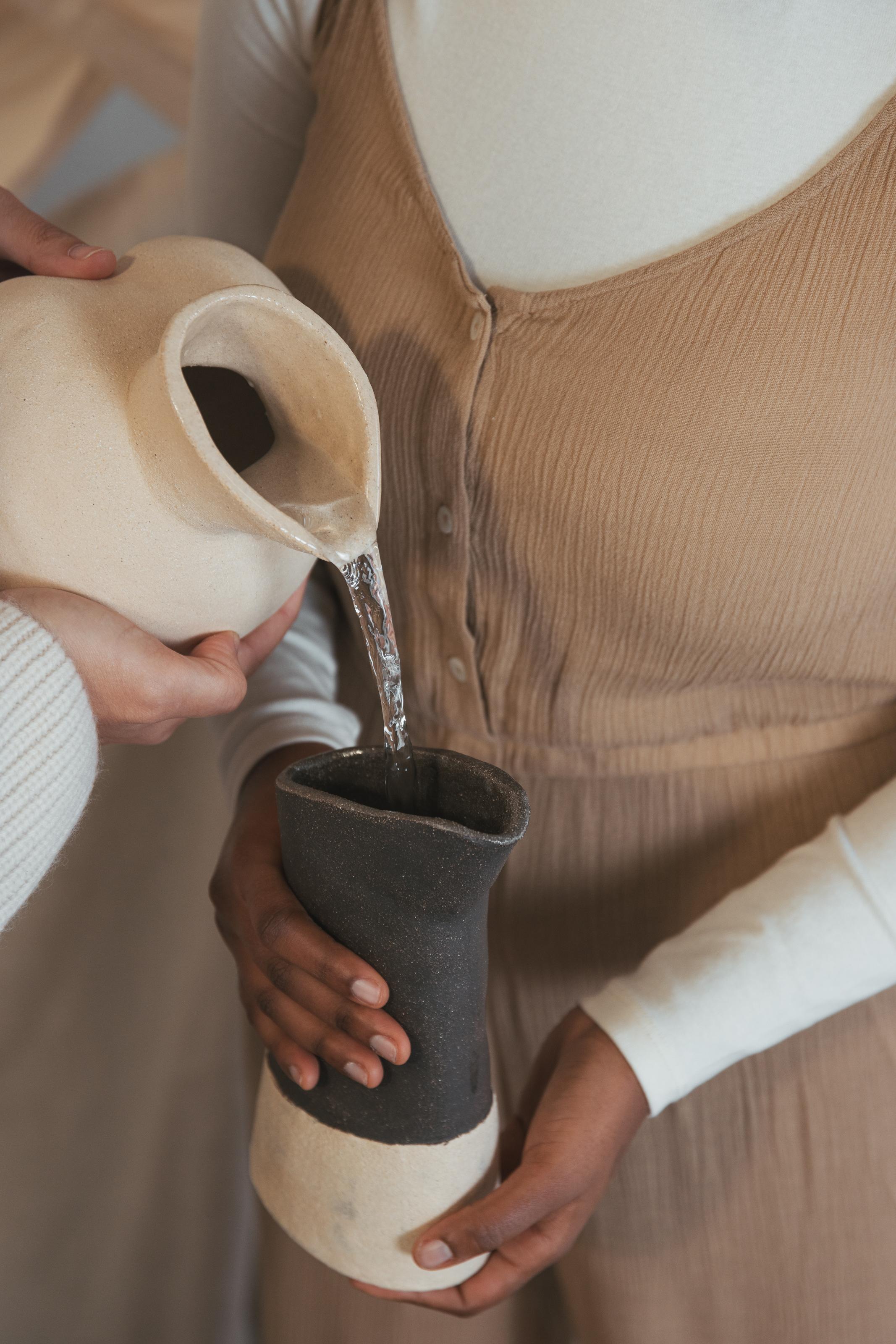 Grès porcellanato Vaso da vino Perséfone di Studio A in vendita