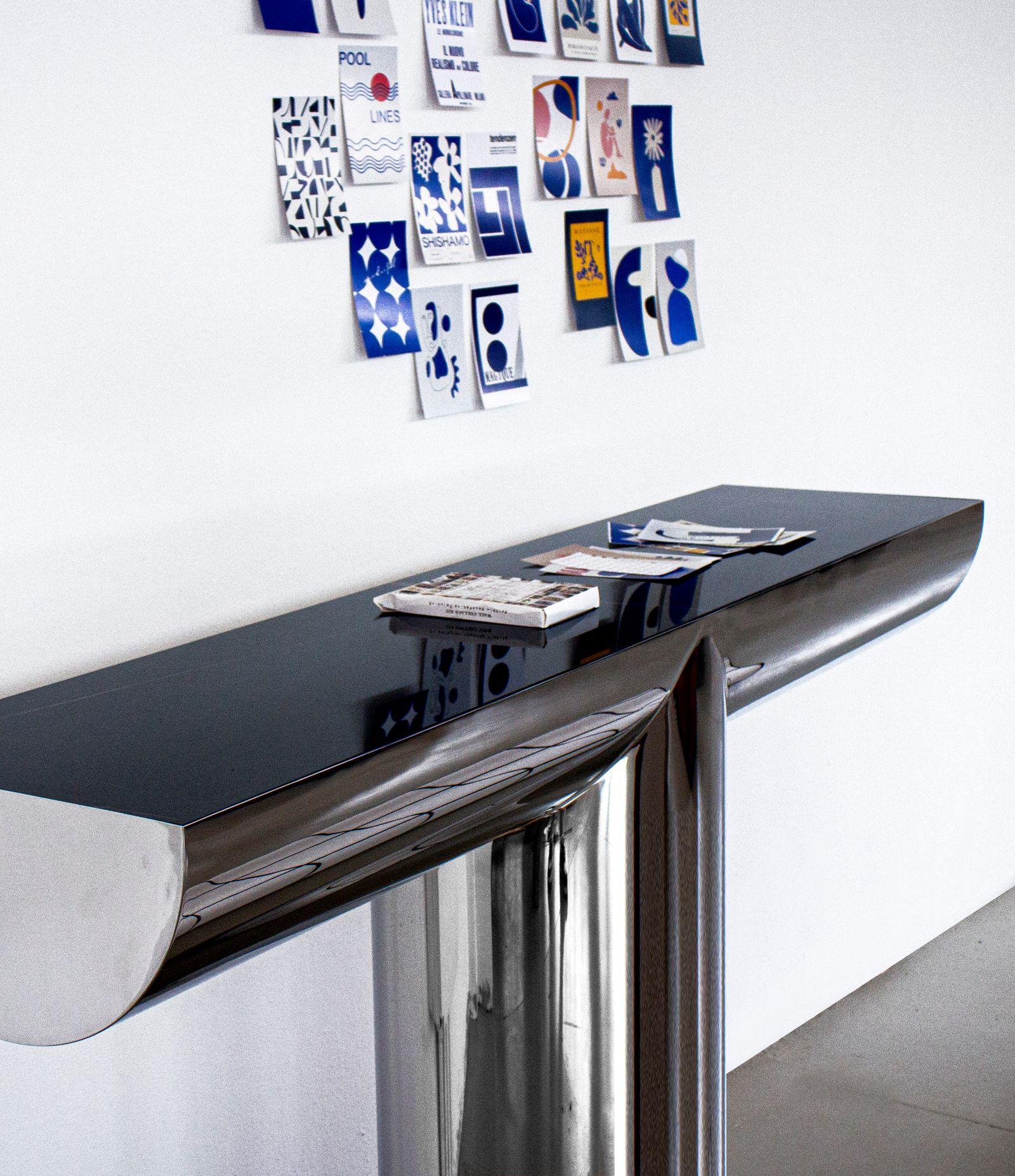 Mid-Century Modern PERSEO Console For Sale