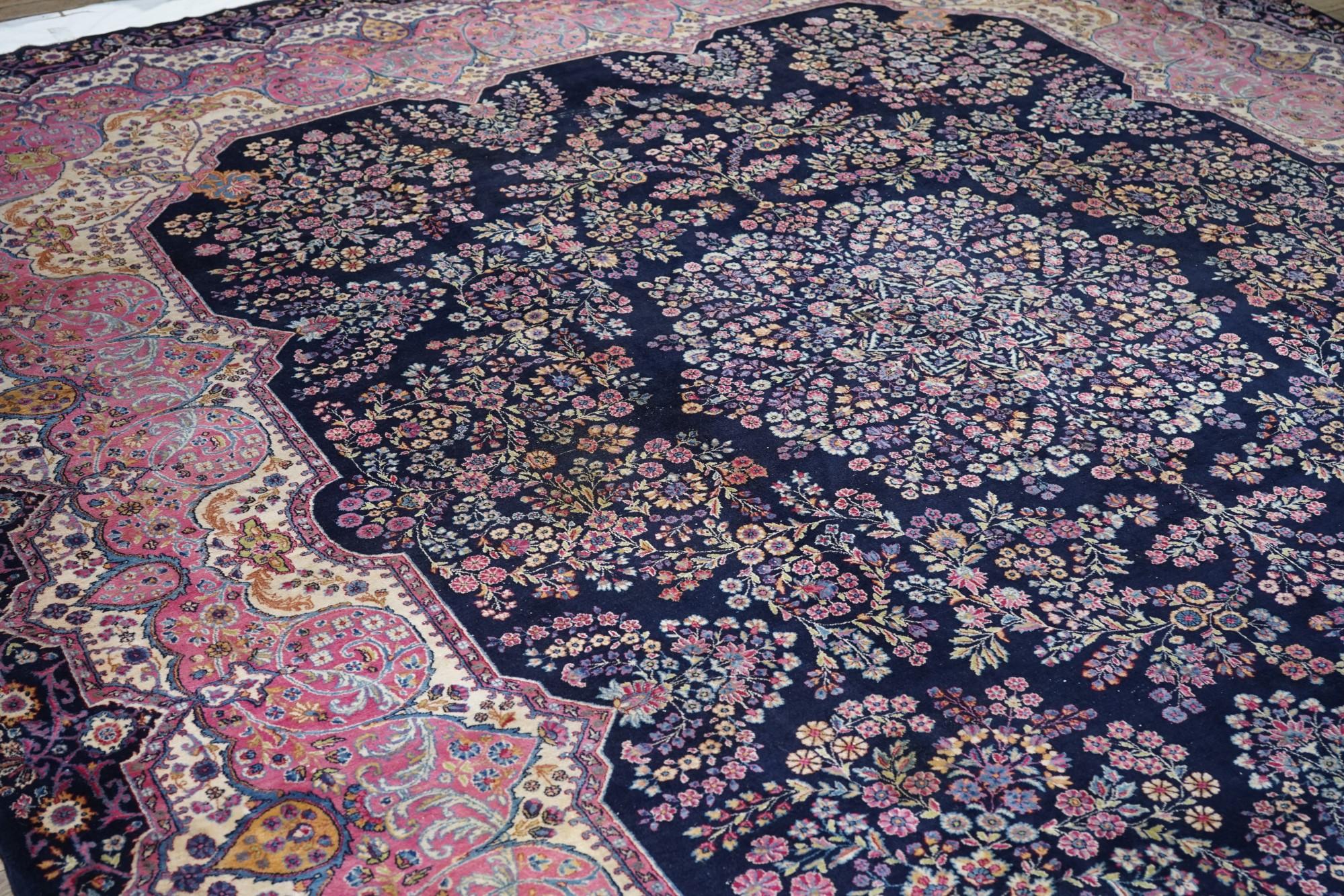 Vintage Persian Rug 11'9'' x 14'4'' For Sale 5