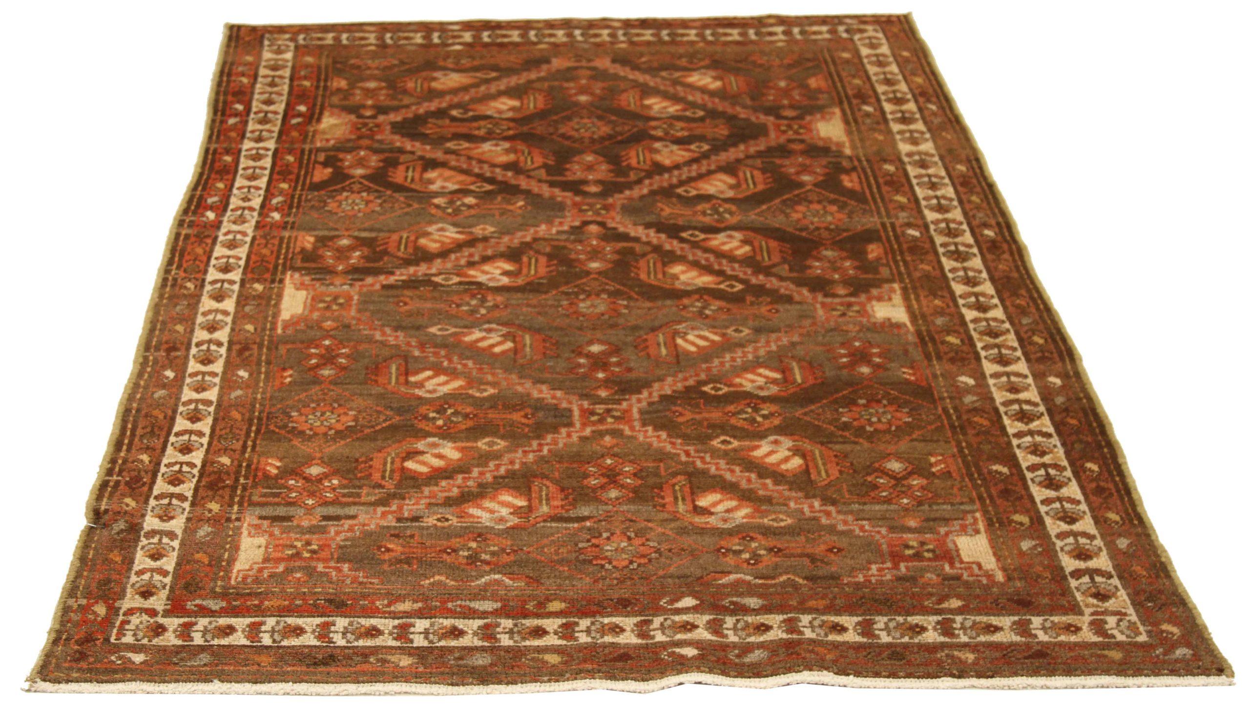Descubre la elegancia de las alfombras persas Amereh. Diseñado con meticulosa atención al detalle, este diseño exclusivo es perfecto para realzar tu espacio.
