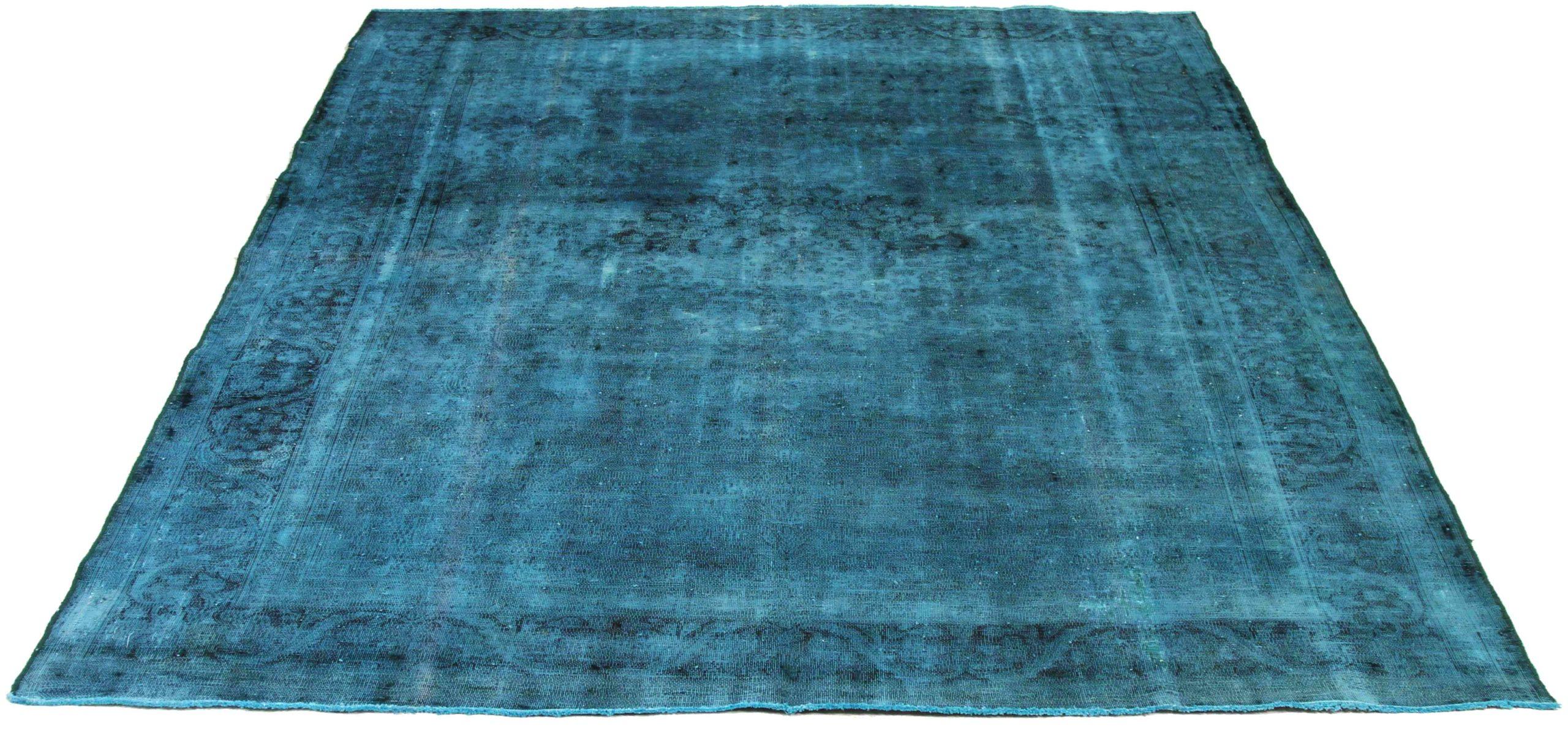 Scopri l'eleganza degli antichi tappeti persiani del 1880. Progettato con una meticolosa attenzione ai dettagli, questo design esclusivo è perfetto per valorizzare il tuo spazio.