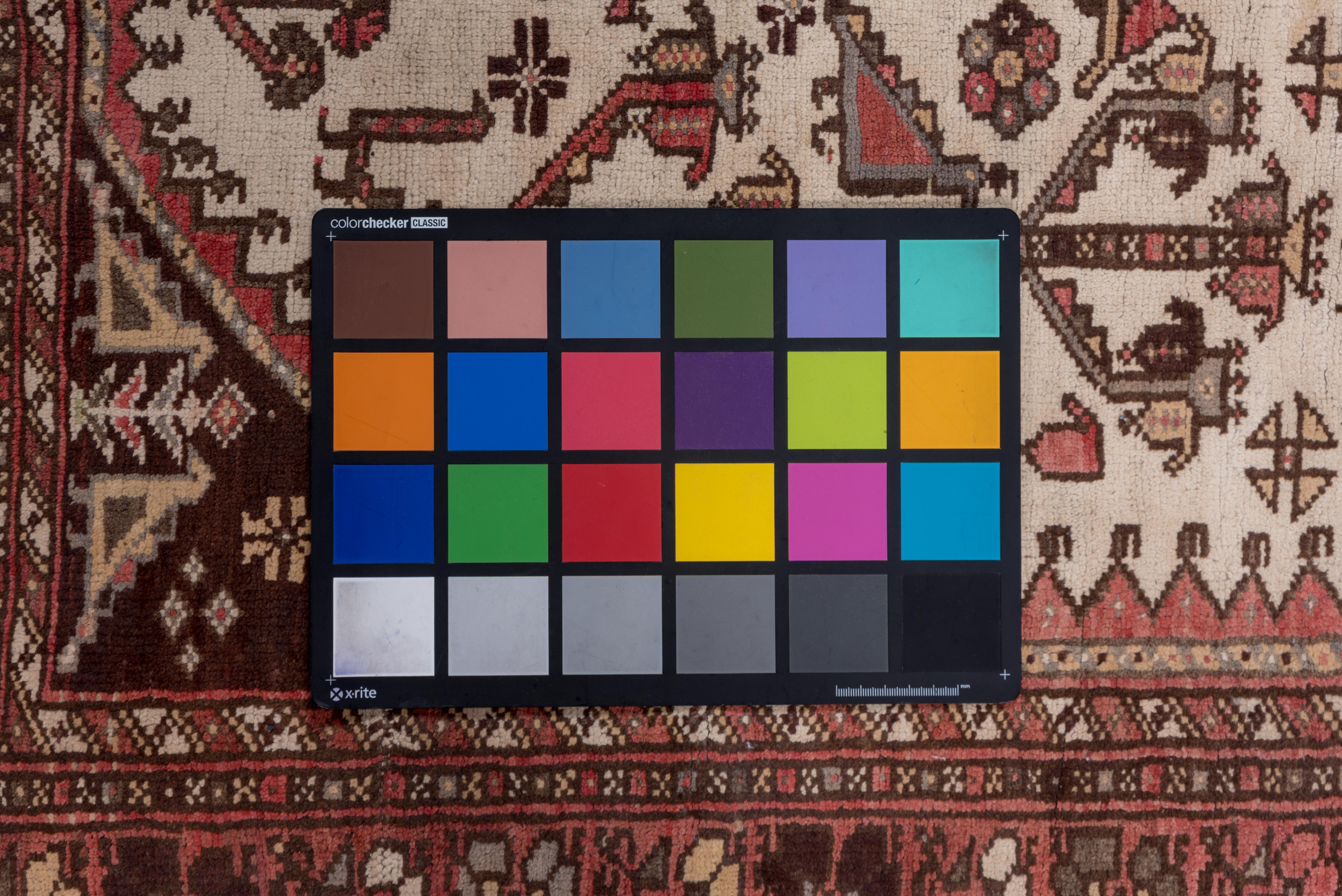 Tapis persan ancien des années 1940 en laine traditionnelle multicolore nouée à la main en vente 2