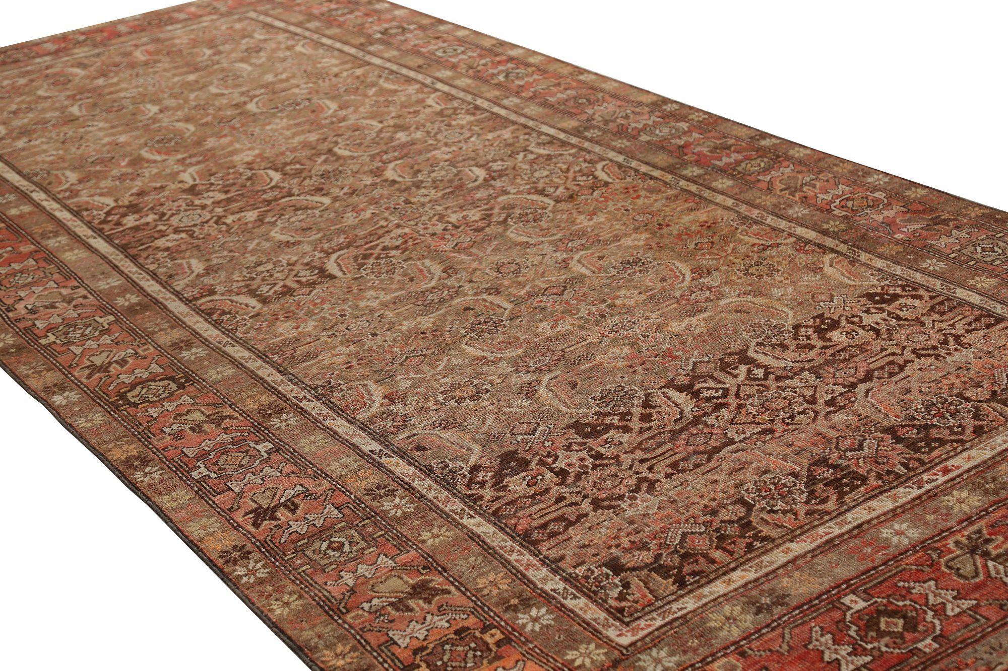 Scopri l'eleganza dell'Azerbaijan persiano con i tappeti CIRCA del 1910. Progettato in lana e marrone, questo design esclusivo è perfetto per valorizzare il tuo spazio.