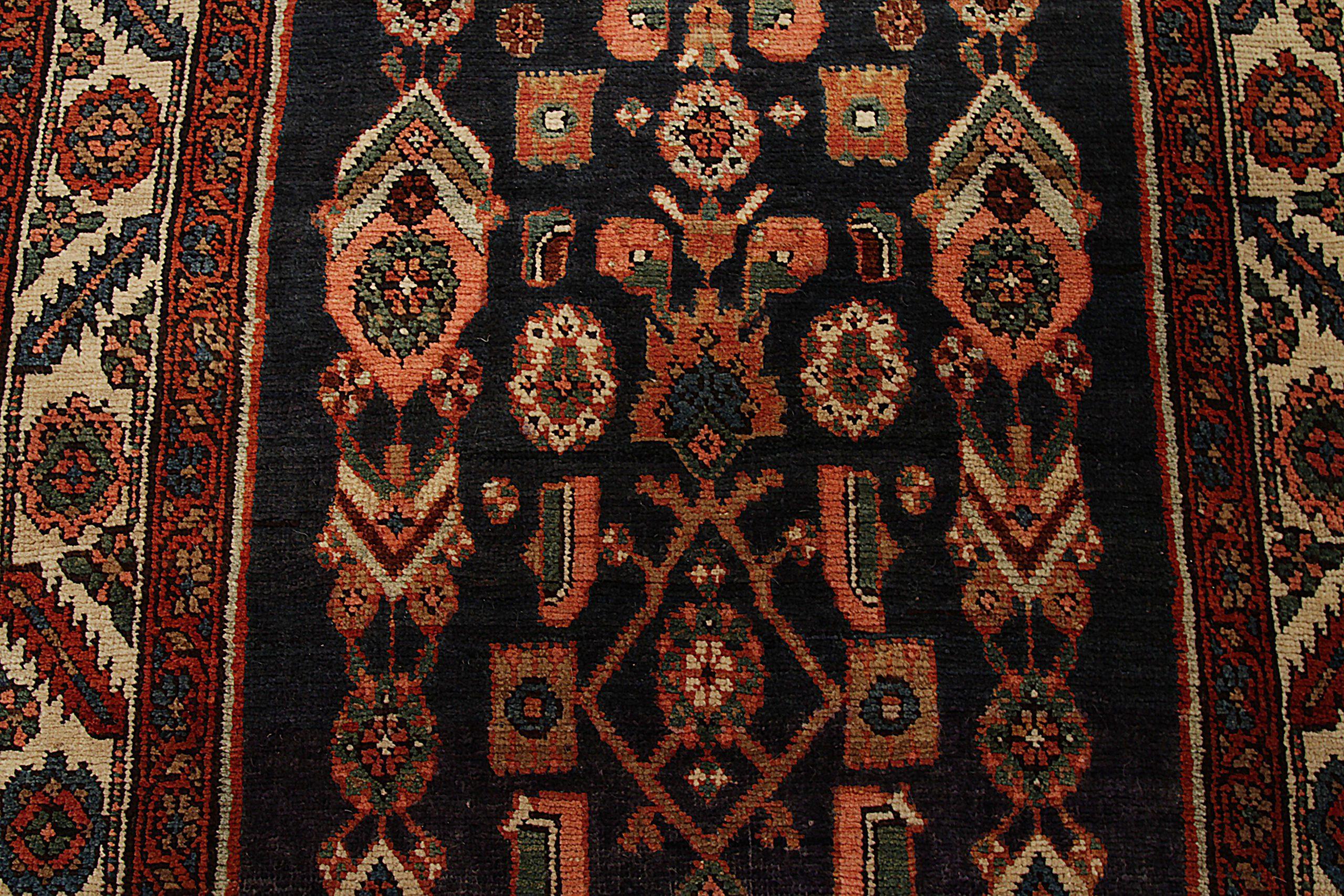 Persischer Aserbaidschan-Läufer - Wolle Elfenbein Marineblau Rot - 91625 (20. Jahrhundert) im Angebot