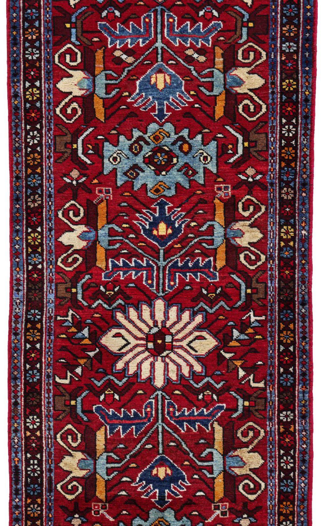 Persischer Aserbaidschan-Läufer Circa 1910 - Wolle Blau Elfenbein Orange Rot - 91200 (Asiatisch) im Angebot