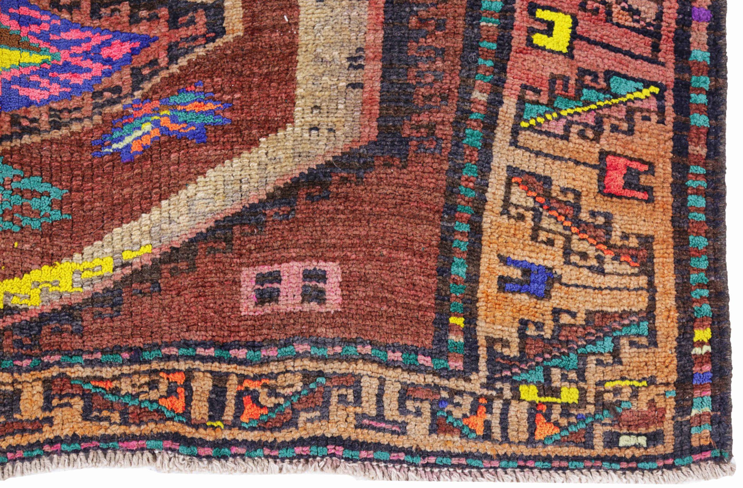 Persischer Aserbaidschan-Läufer Circa 1910 - Wolle Blau Rosa Purpel Rot - 91418 im Zustand „Hervorragend“ im Angebot in Dallas, TX