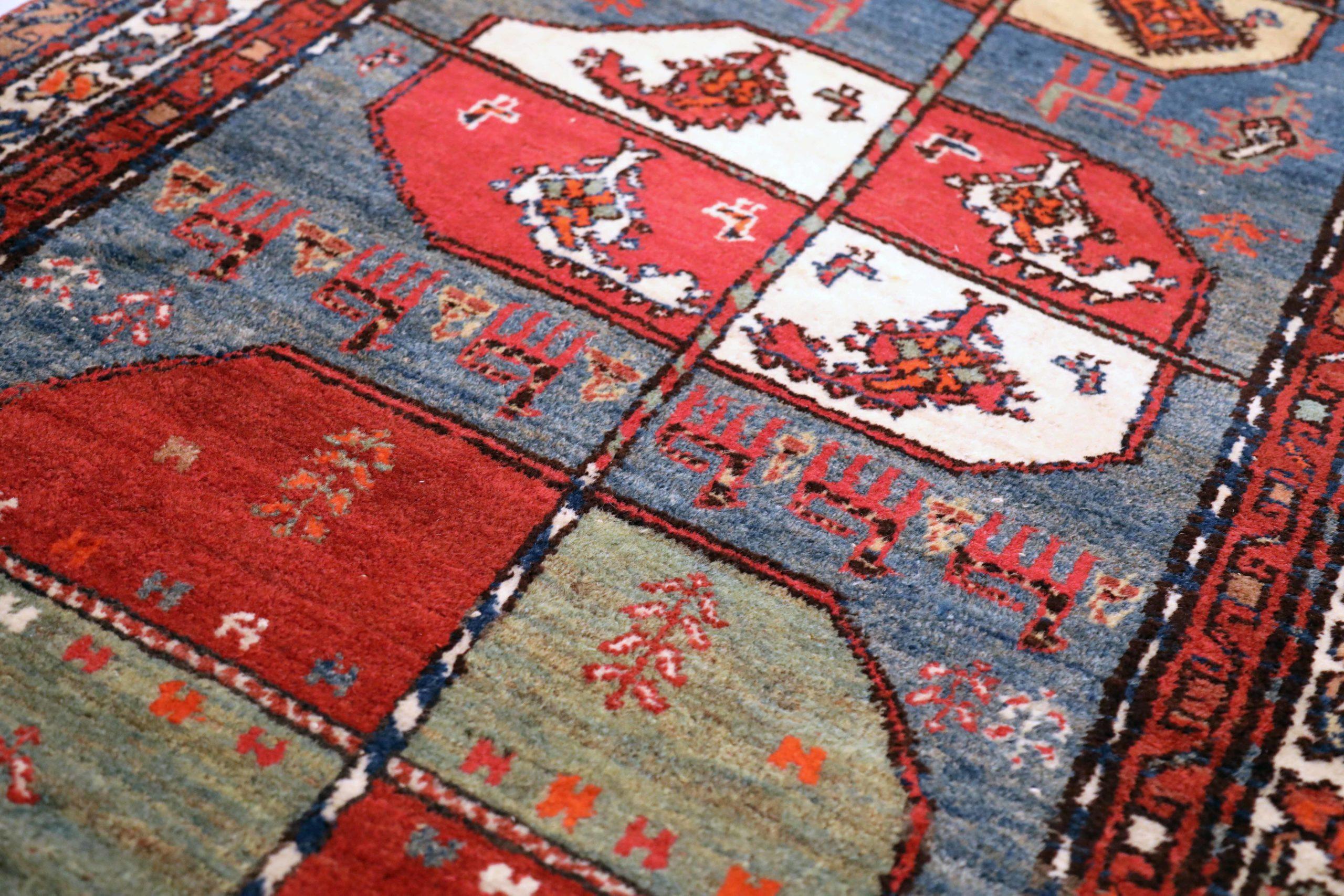 Persischer Aserbaidschan-Läufer - Wolle Blau Rot Design - 93642 im Zustand „Hervorragend“ im Angebot in Dallas, TX