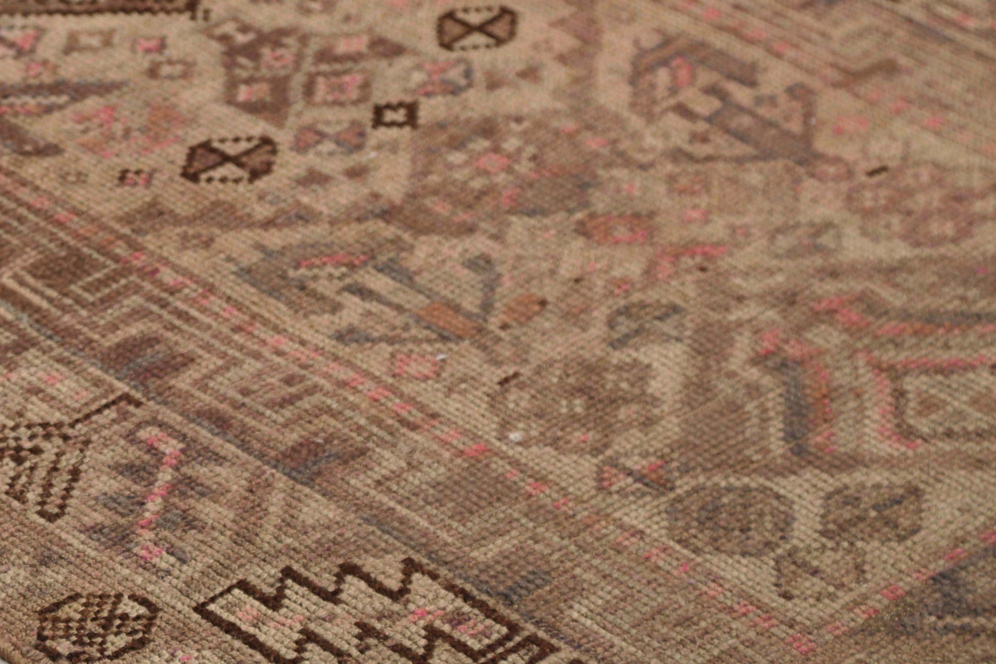 Persische Aserbaidschan Läufer Teppich - Wolle Braun Elfenbein Rosa Design - 97980 im Zustand „Hervorragend“ im Angebot in Dallas, TX