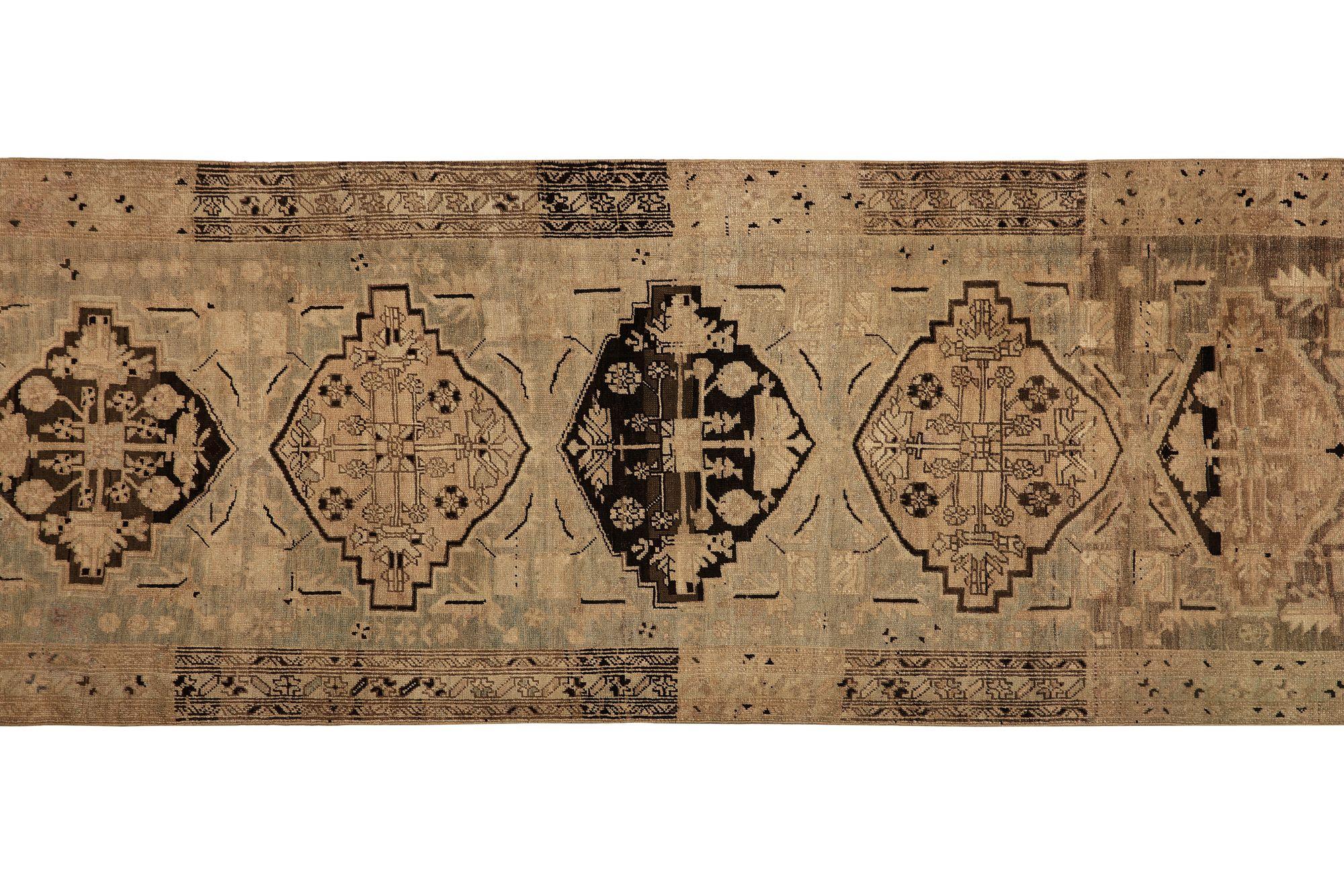 Persischer Aserbaidschan Läufer Teppich - Wolle Braun Taupe Design - 97721 im Zustand „Hervorragend“ im Angebot in Dallas, TX