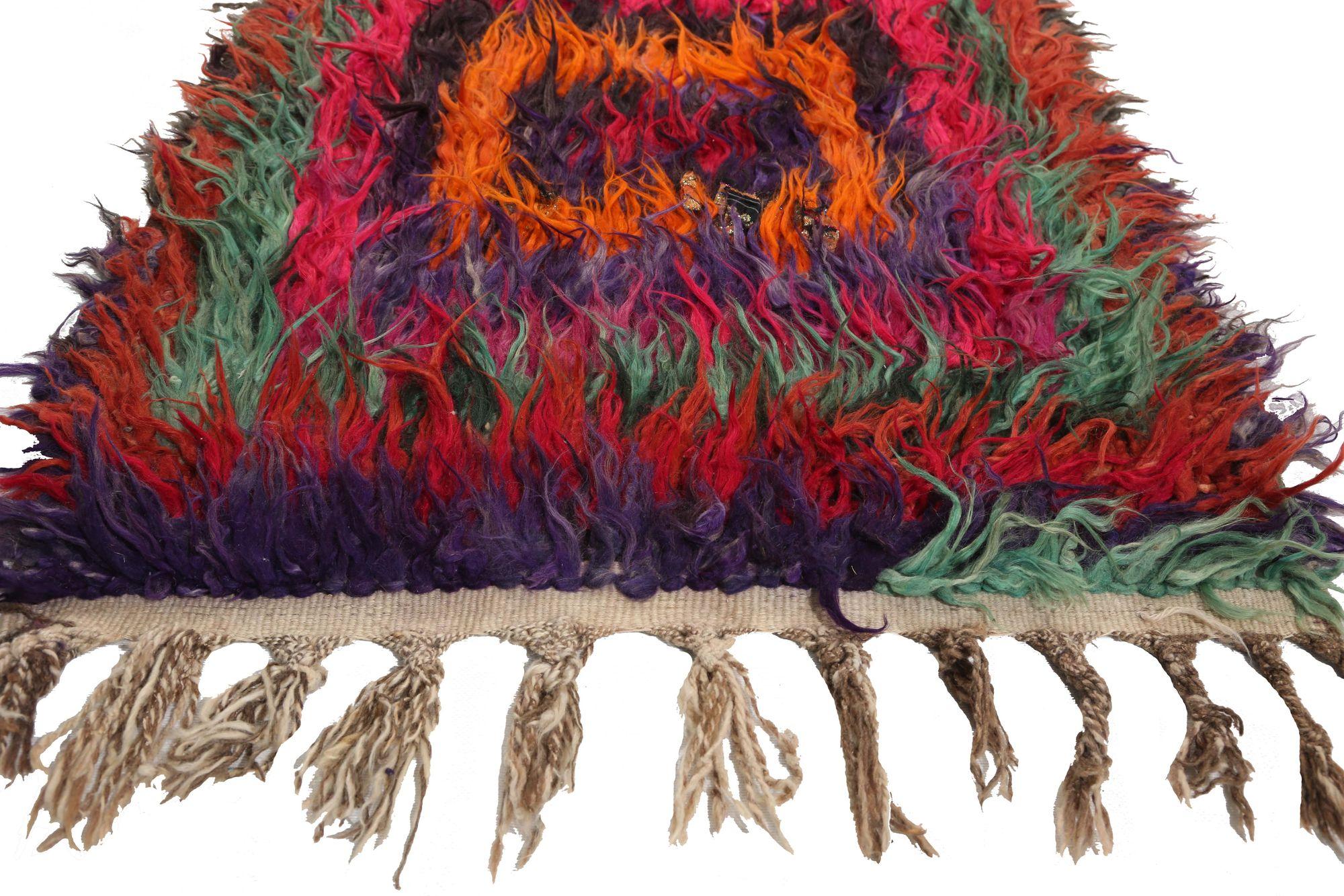 Irakien Tapis de couloir persan azerbaïdjan vert orange rose - 96965 en vente