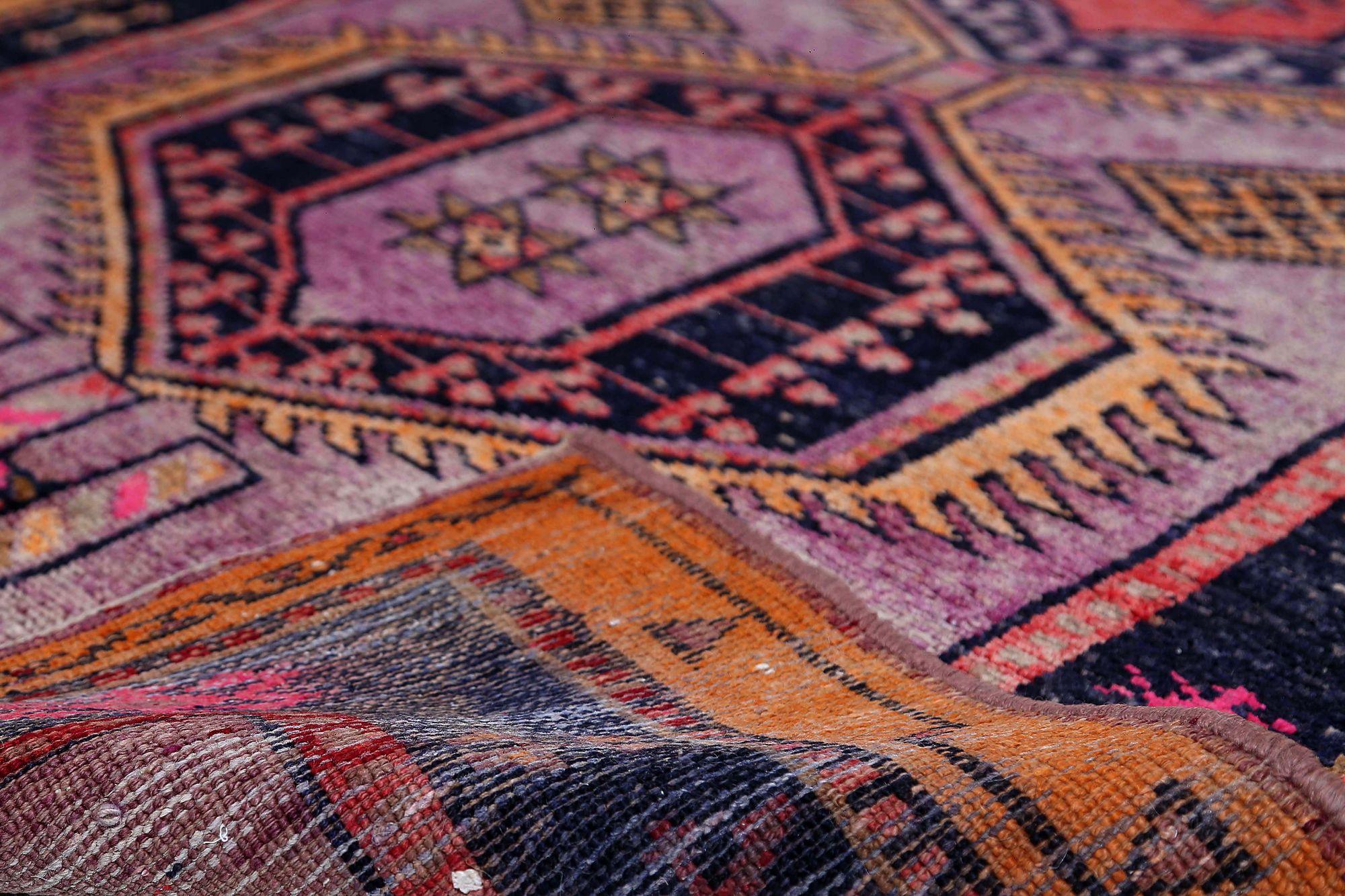 Persischer Aserbaidschan-Läufer - Wolle Orange Purpel Design - 96905 (20. Jahrhundert) im Angebot