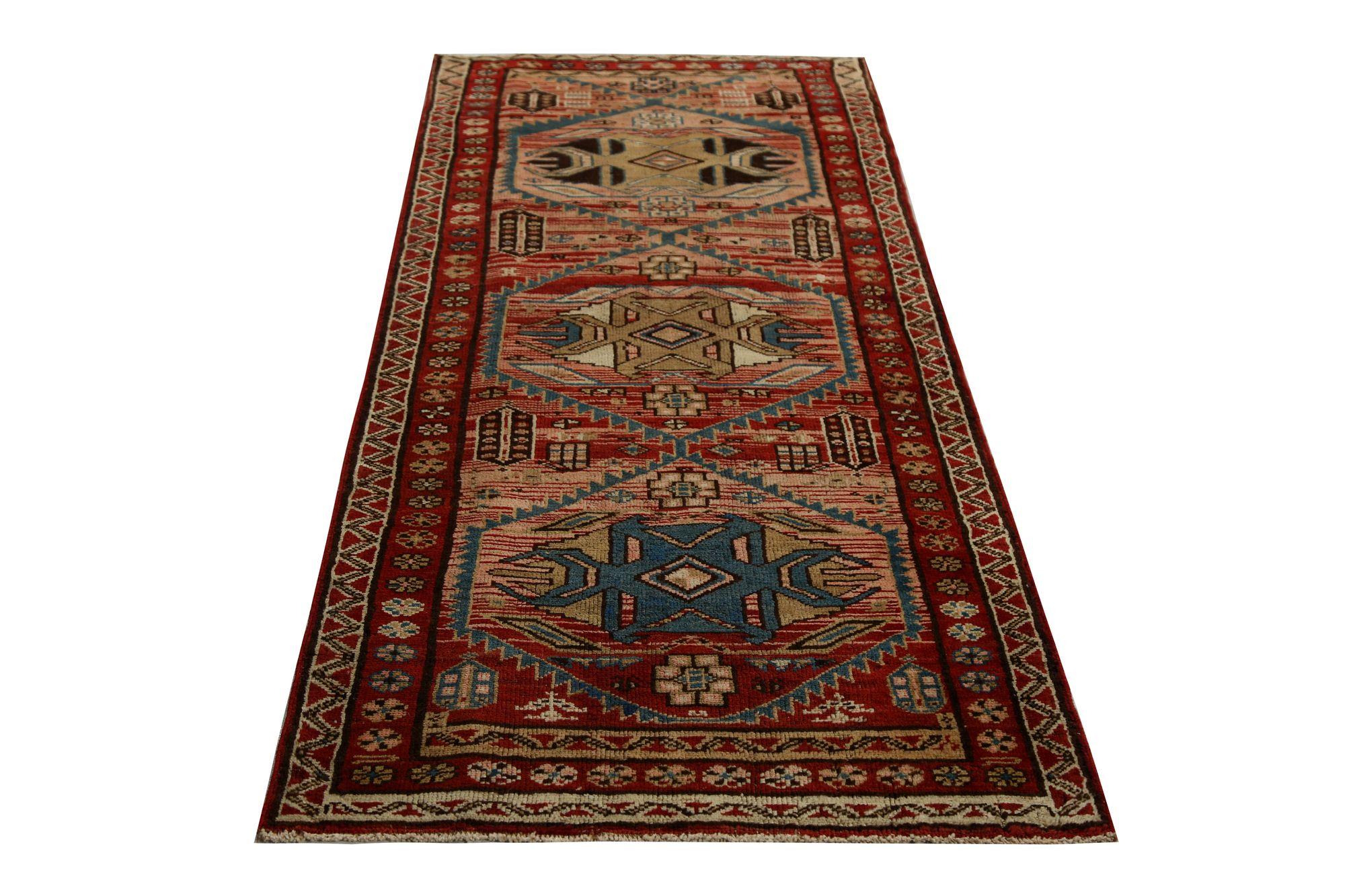 Persischer Aserbaidschan-Läufer - Wolle Rosa Rot Design - 96748 (20. Jahrhundert) im Angebot