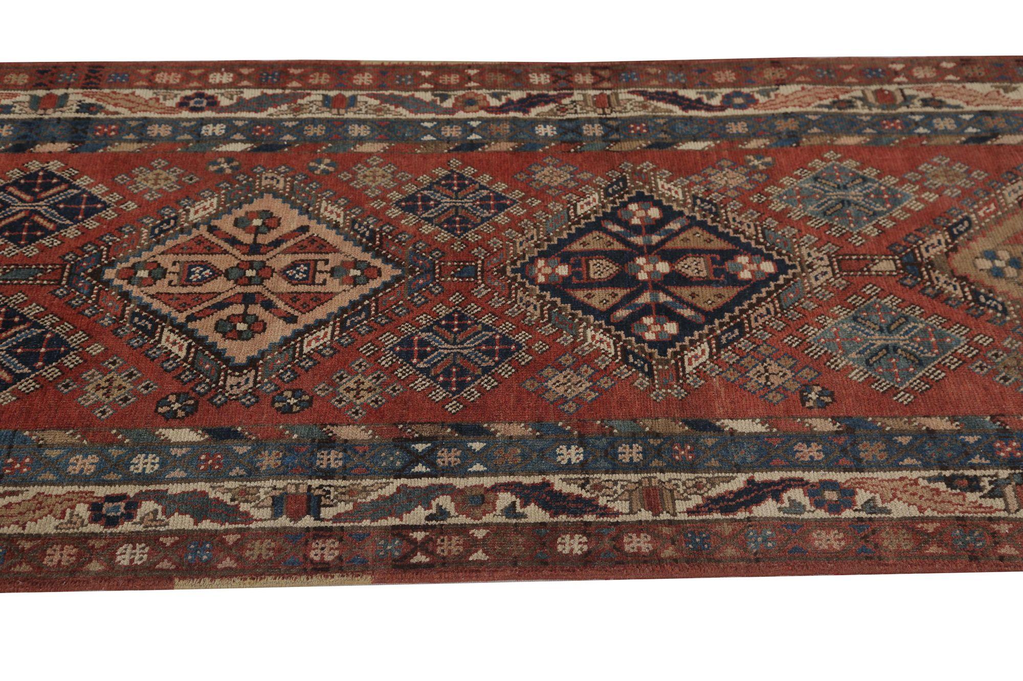 Persischer Aserbaidschan-Läufer aus Wolle – rotes Design – 96733 im Zustand „Hervorragend“ im Angebot in Dallas, TX