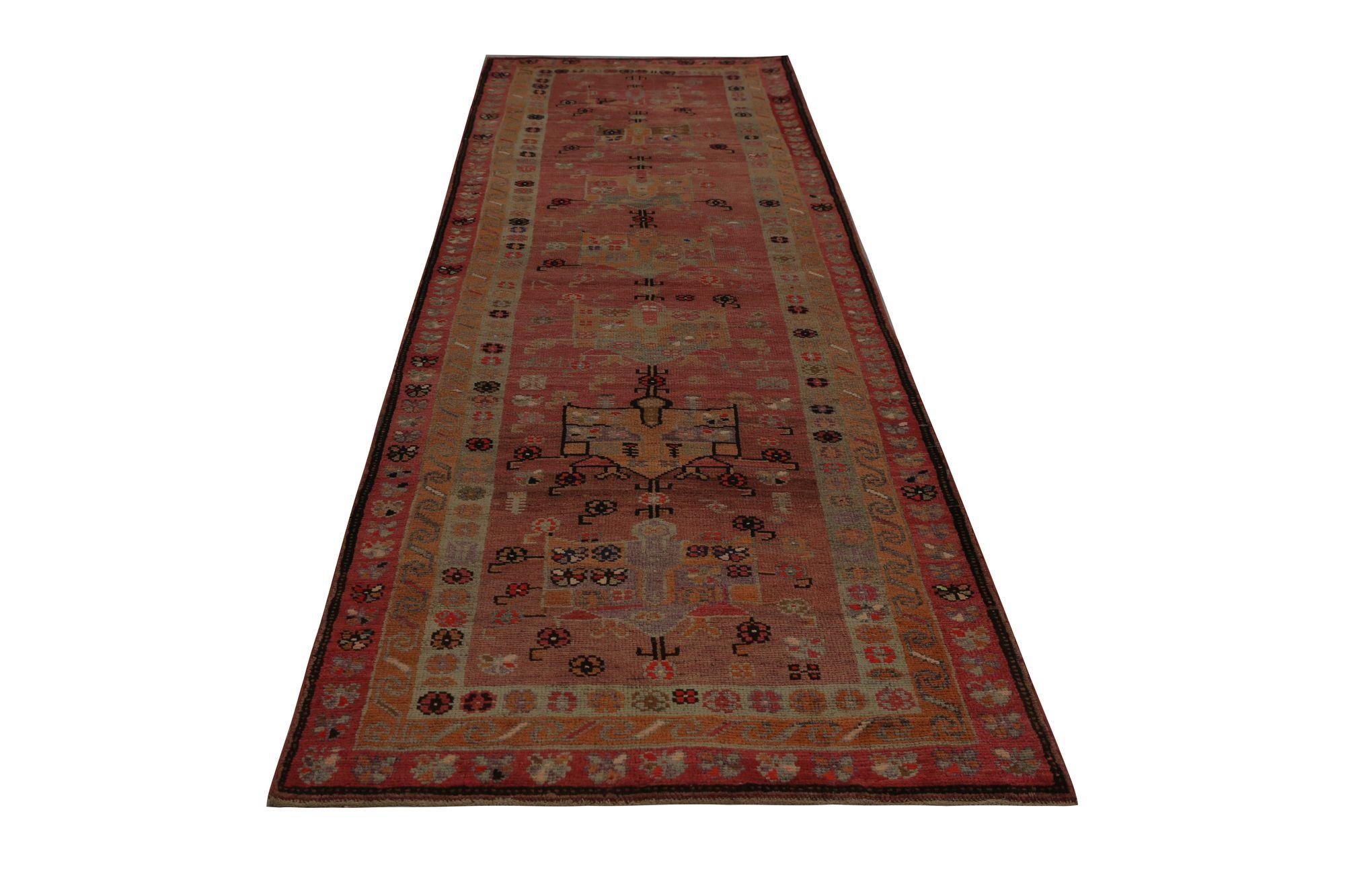 Persischer Aserbaidschan-Läufer aus Wolle – rotes Design – 96983 im Zustand „Hervorragend“ im Angebot in Dallas, TX