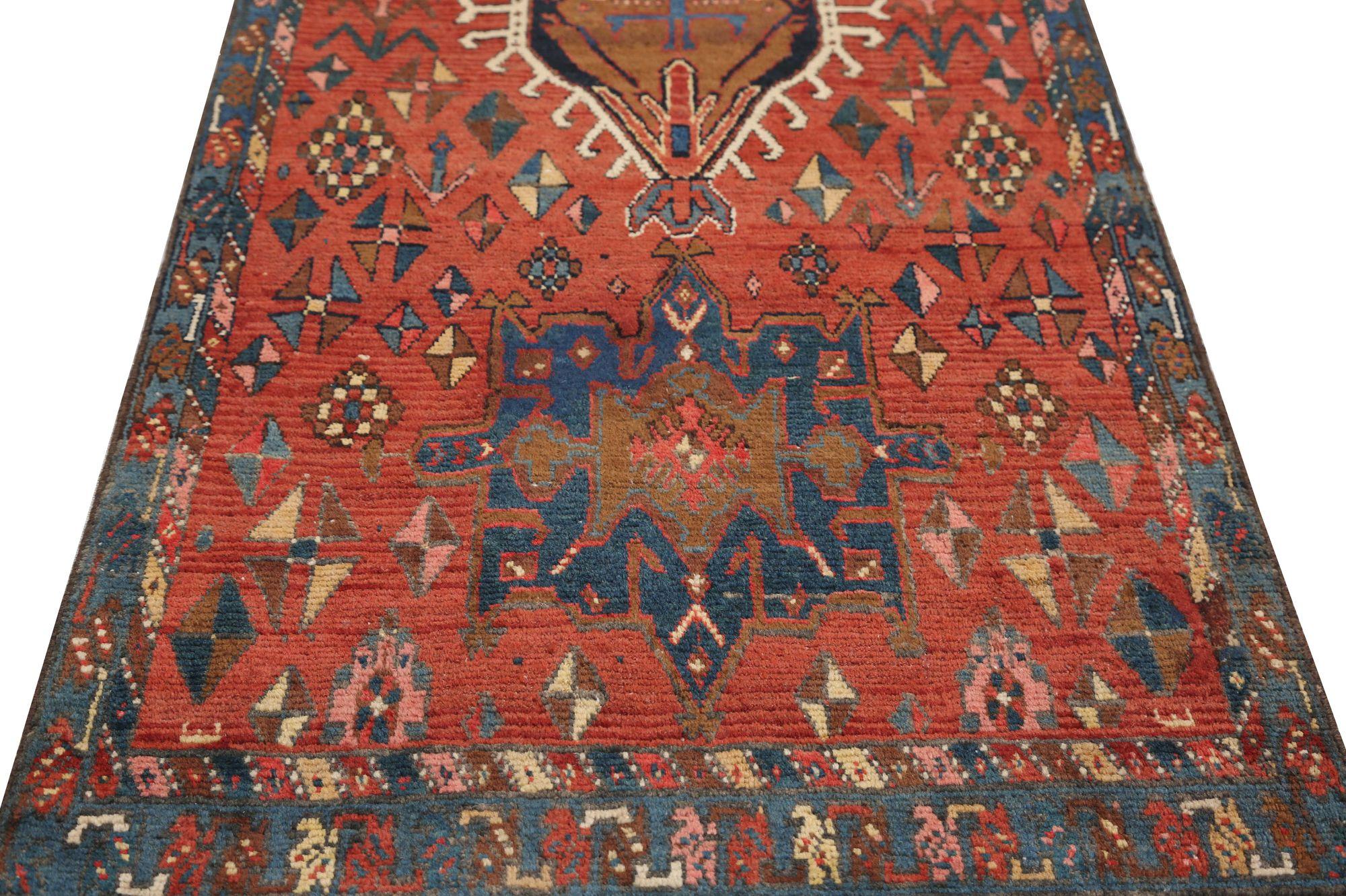 Persischer Aserbaidschan-Läufer aus Wolle – rot-gelbes Design – 96728 (Irakisch) im Angebot