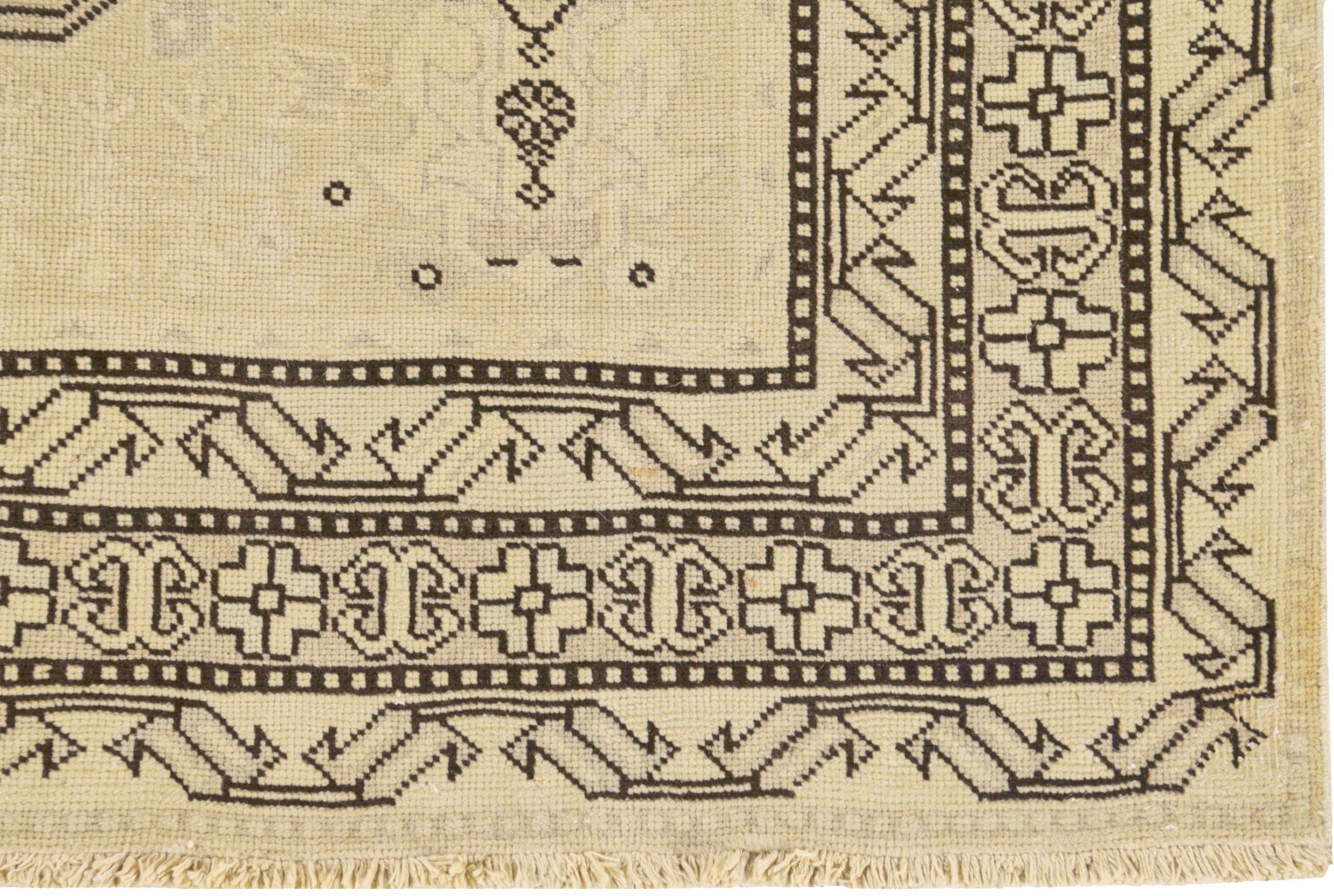 Tappeto persiano Azerbaijan Small - Lana Marrone Avorio Design - 91405 In condizioni ottime in vendita a Dallas, TX