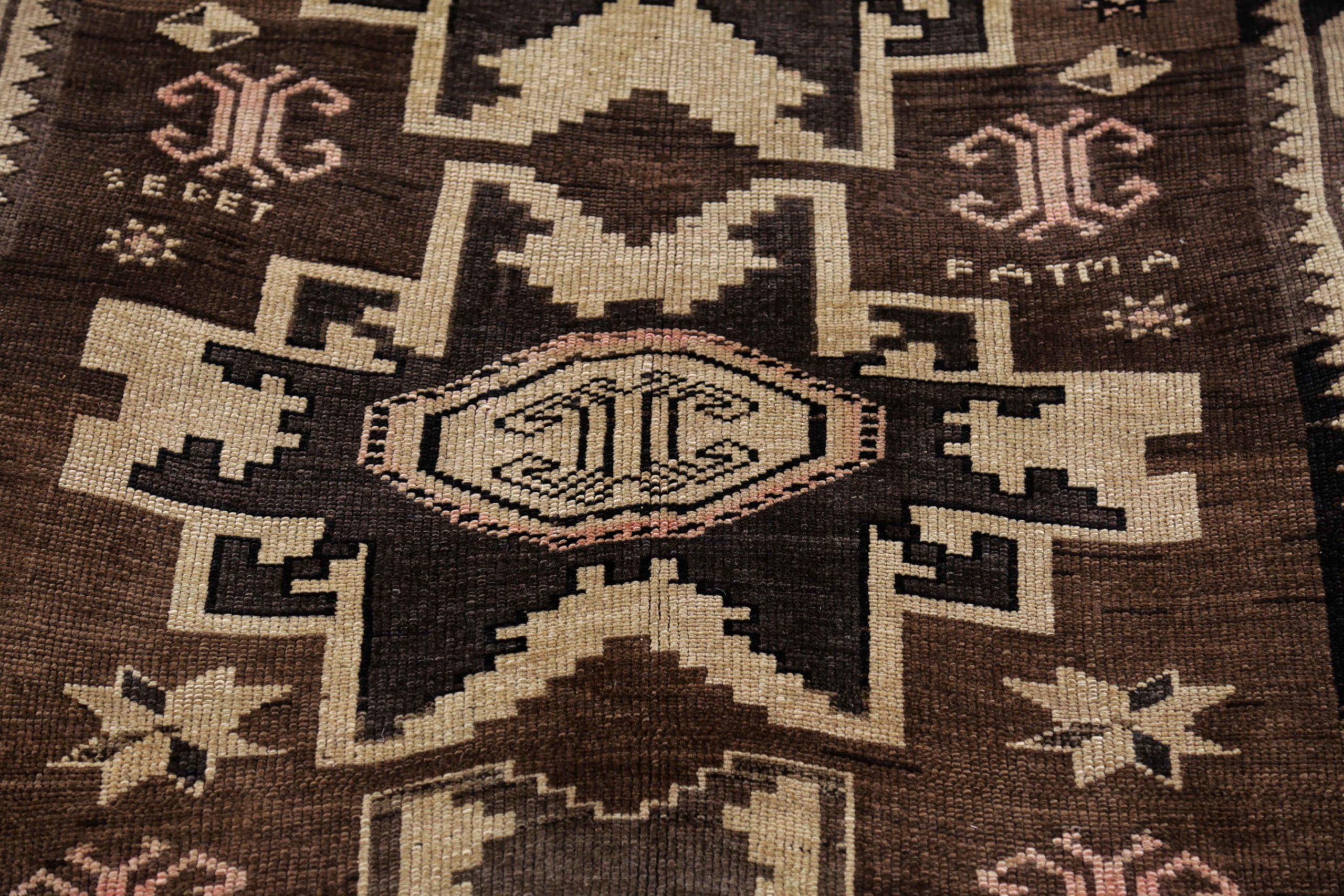 Persischer Aserbaidschan Small Teppich - Wolle Brown Elfenbein Design - 91599 im Zustand „Hervorragend“ im Angebot in Dallas, TX