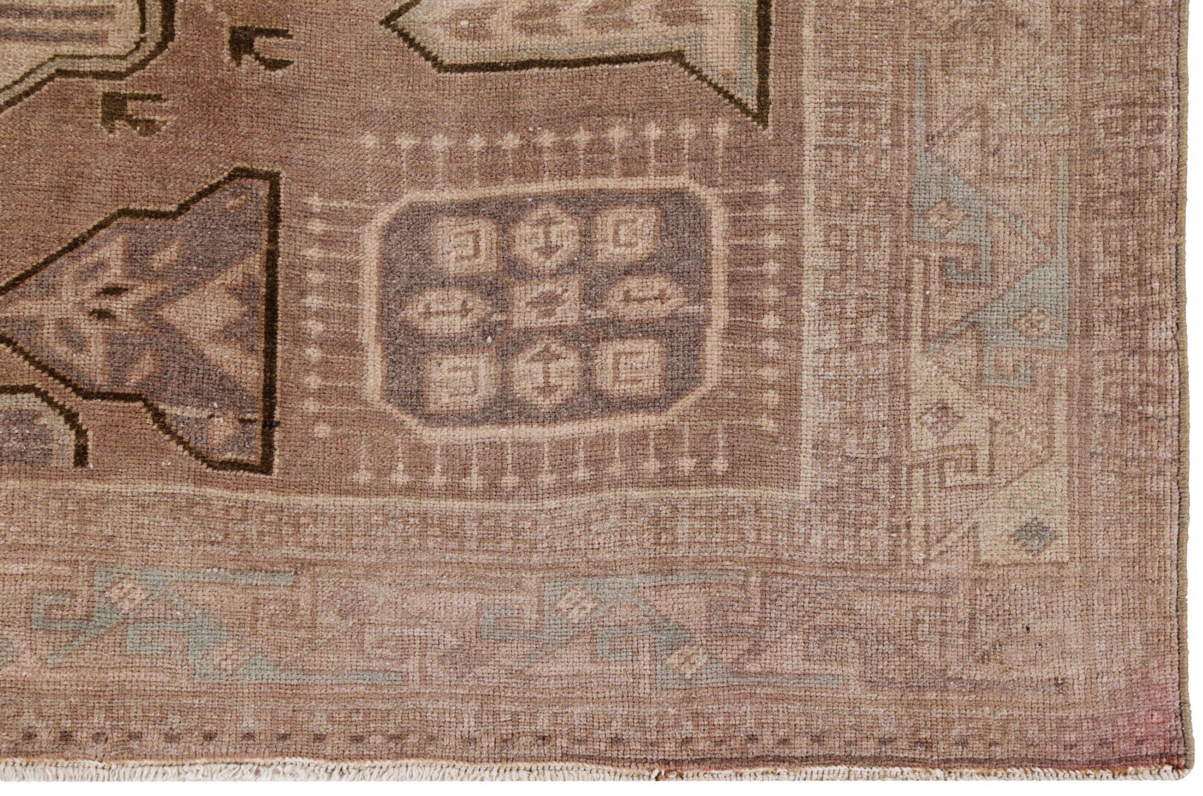 Persischer Aserbaidschan Kleiner Teppich - Wolle Braun Elfenbein Taupe Design - 91395 (20. Jahrhundert) im Angebot