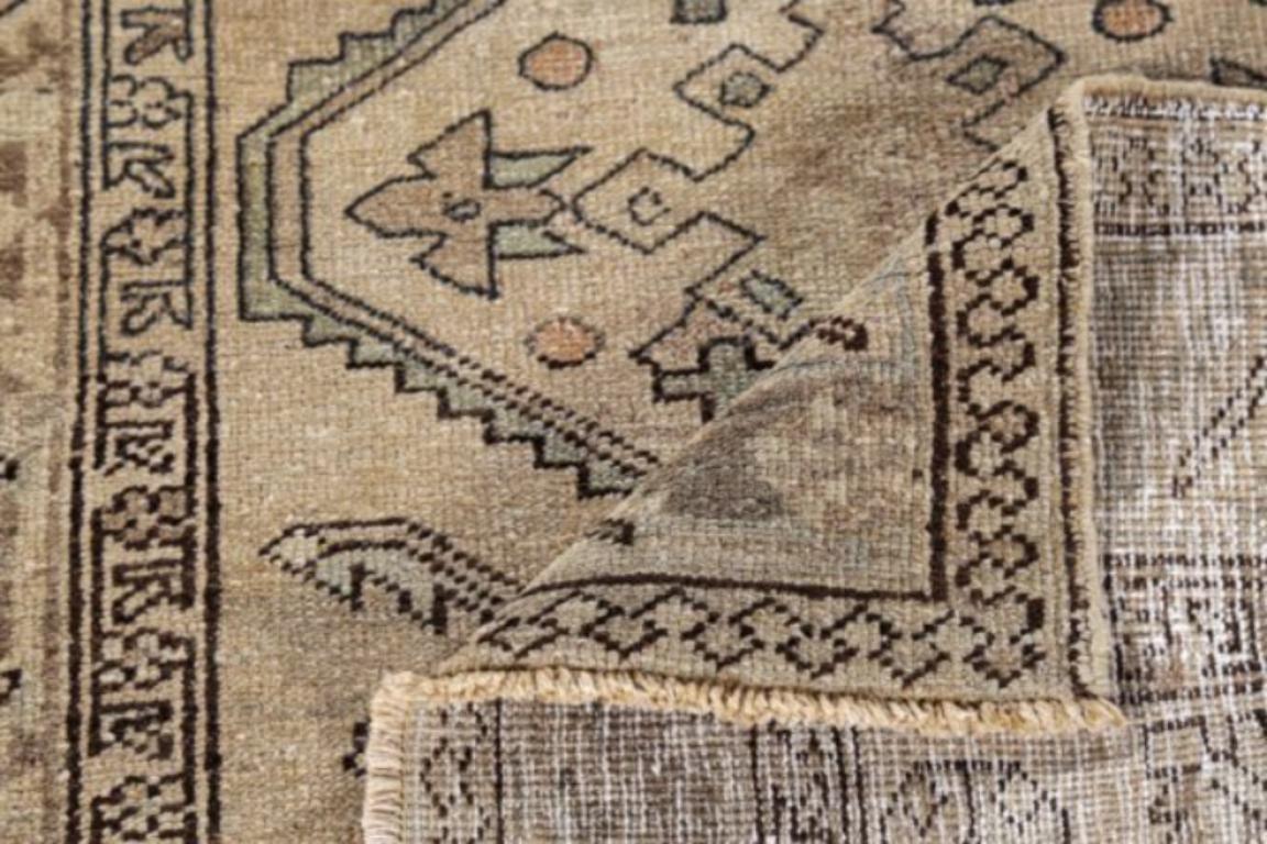 Persischer Aserbaidschan Kleiner Teppich - Wolle Braun Elfenbein Taupe Design - 91482 (20. Jahrhundert) im Angebot