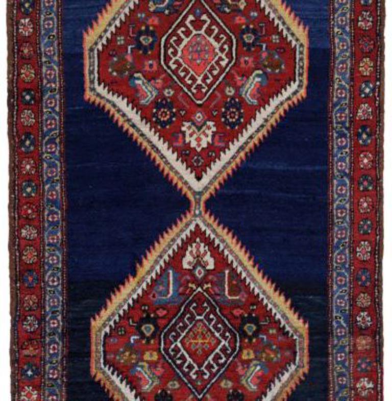 Asiatique Petit tapis persan d'Azerbaïdjan - Laine bleu marine rouge jaune - 91597 en vente