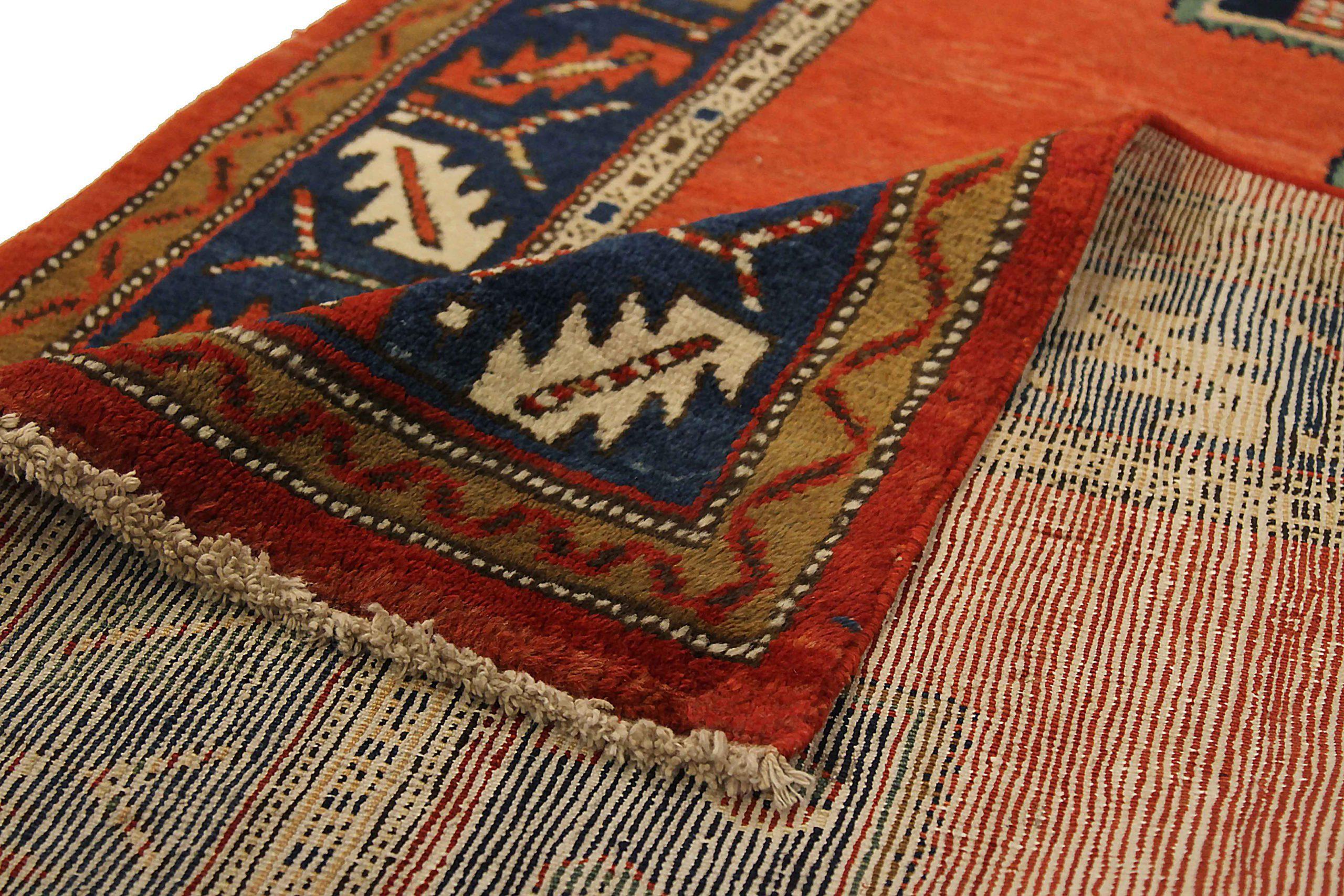 Tappeto persiano Azerbaijan di piccole dimensioni, circa 1910 - Lana, avorio, blu navy, rosso 71168 In condizioni ottime in vendita a Dallas, TX