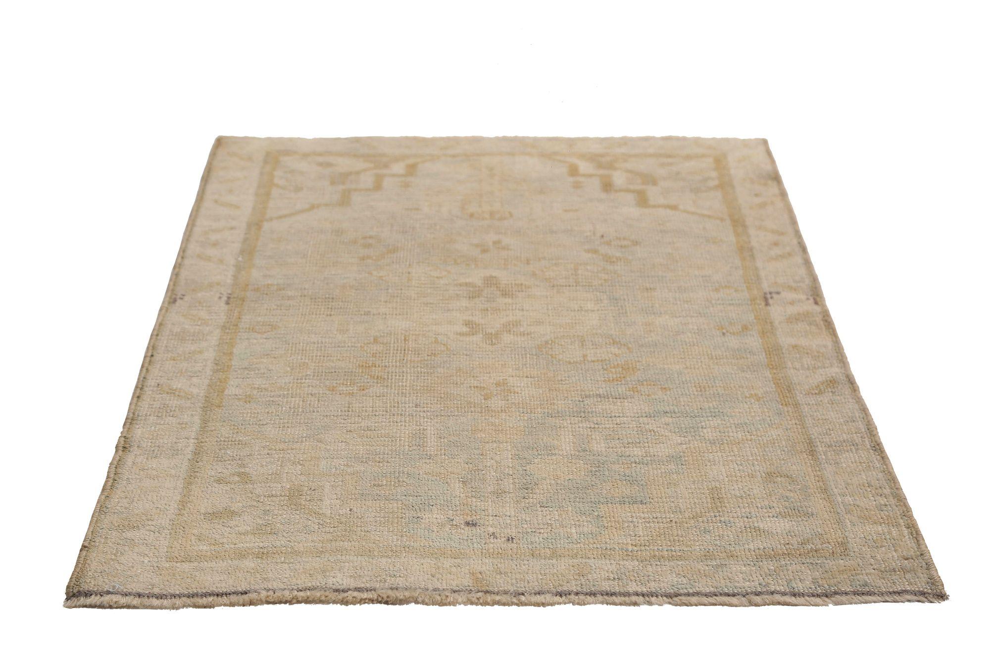 Persischer Aserbaidschanischer kleiner Teppich - Wolle Elfenbein Hellblau Design - 97045 im Zustand „Hervorragend“ im Angebot in Dallas, TX
