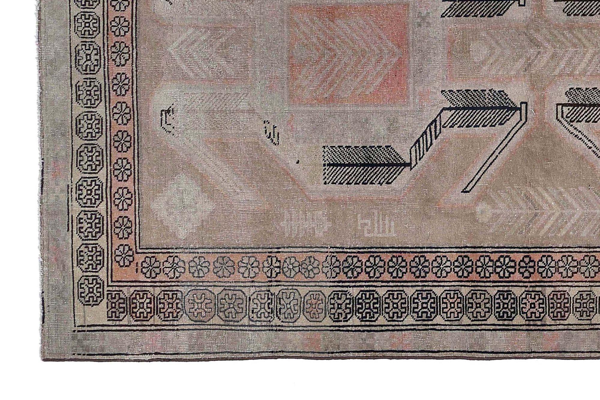20th Century Persian Azerbaijan Small Rug - Wool Taupe Design - 97425 For Sale