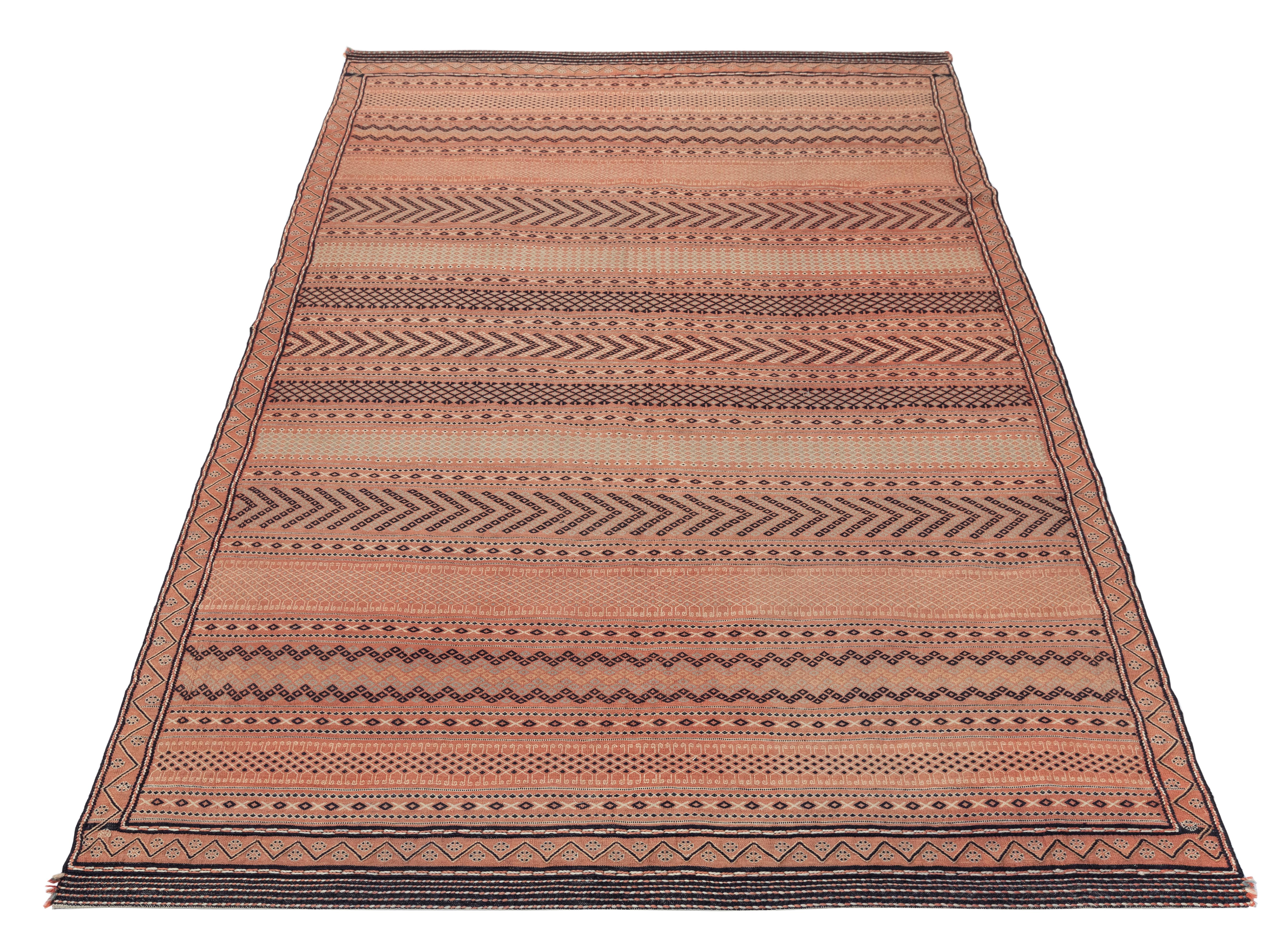 Persischer Aserbaidschan Vintage Flachgewebeteppich - handgesponnene Wolle, pflanzengefärbt im Angebot 2
