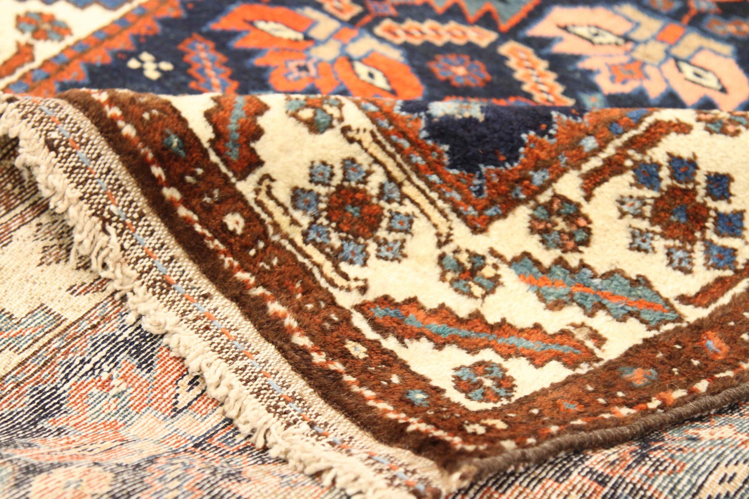 Persischer Bakhtiari-Läufer aus Wolle in Blau, Elfenbein, Marineblau, Blau und Rot - 75148 (Asiatisch) im Angebot