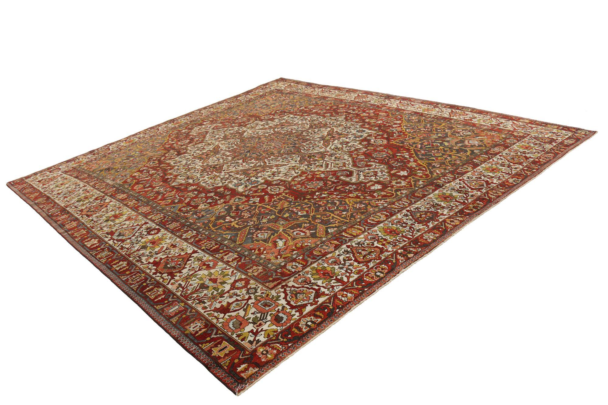 Iraqi Persian Bakhtiari Square Area Rugs - Wool Red Design - 96718 For Sale