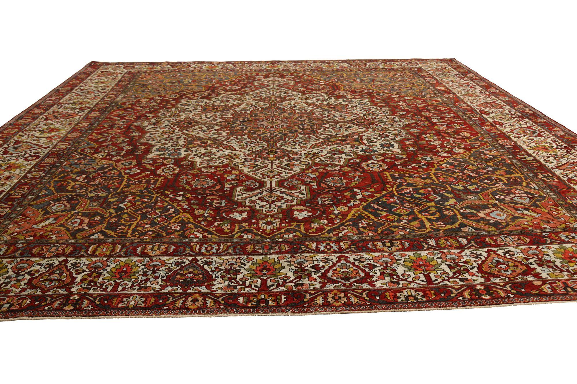 Persian Bakhtiari Square Area Rugs - Wool Red Design - 96718 In Excellent Condition For Sale In Dallas, TX