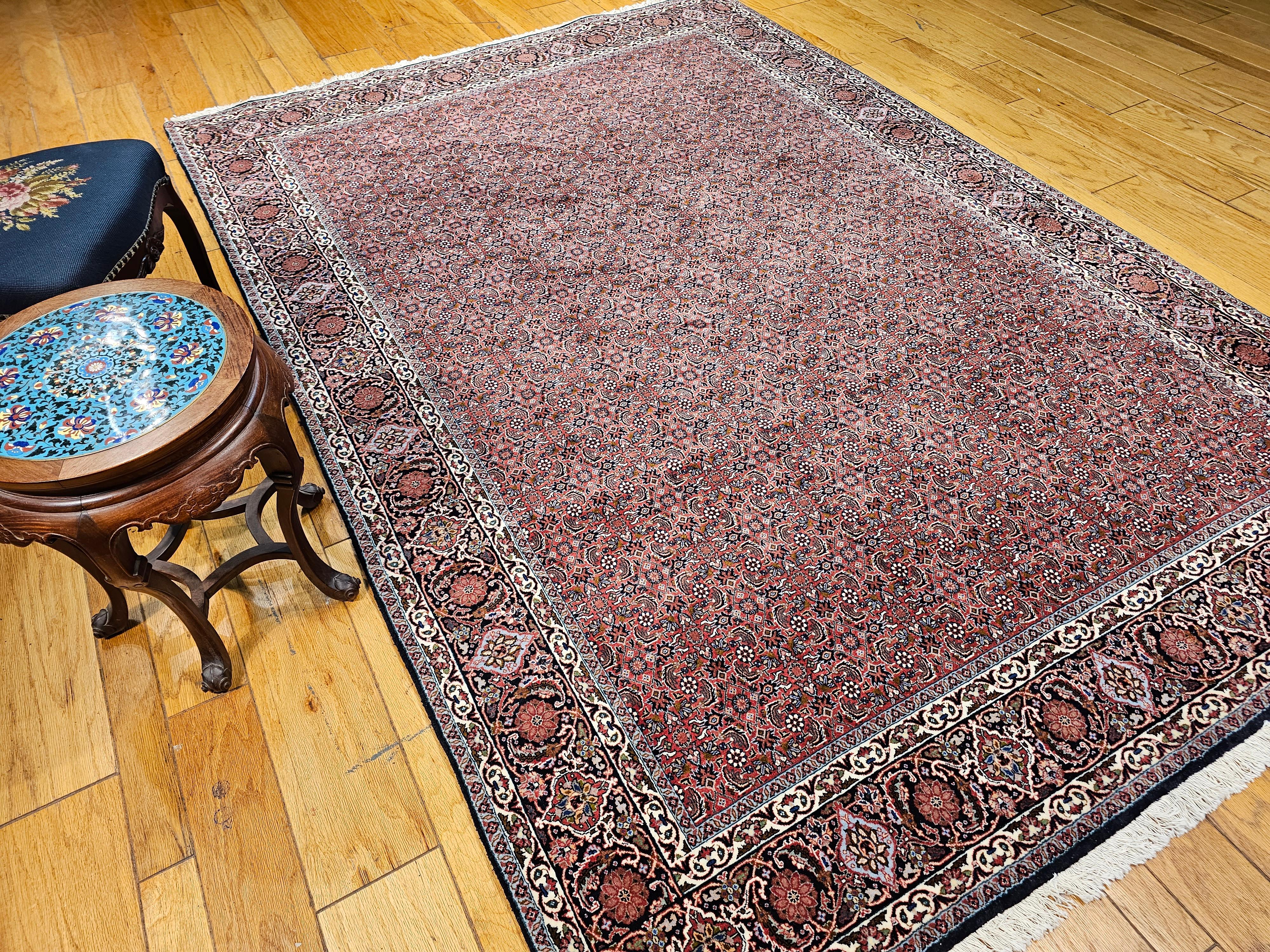Persischer Bidjar in Allover Herati mit geometrischem Muster in Dunkelrot, Marineblau und Elfenbein im Angebot 9